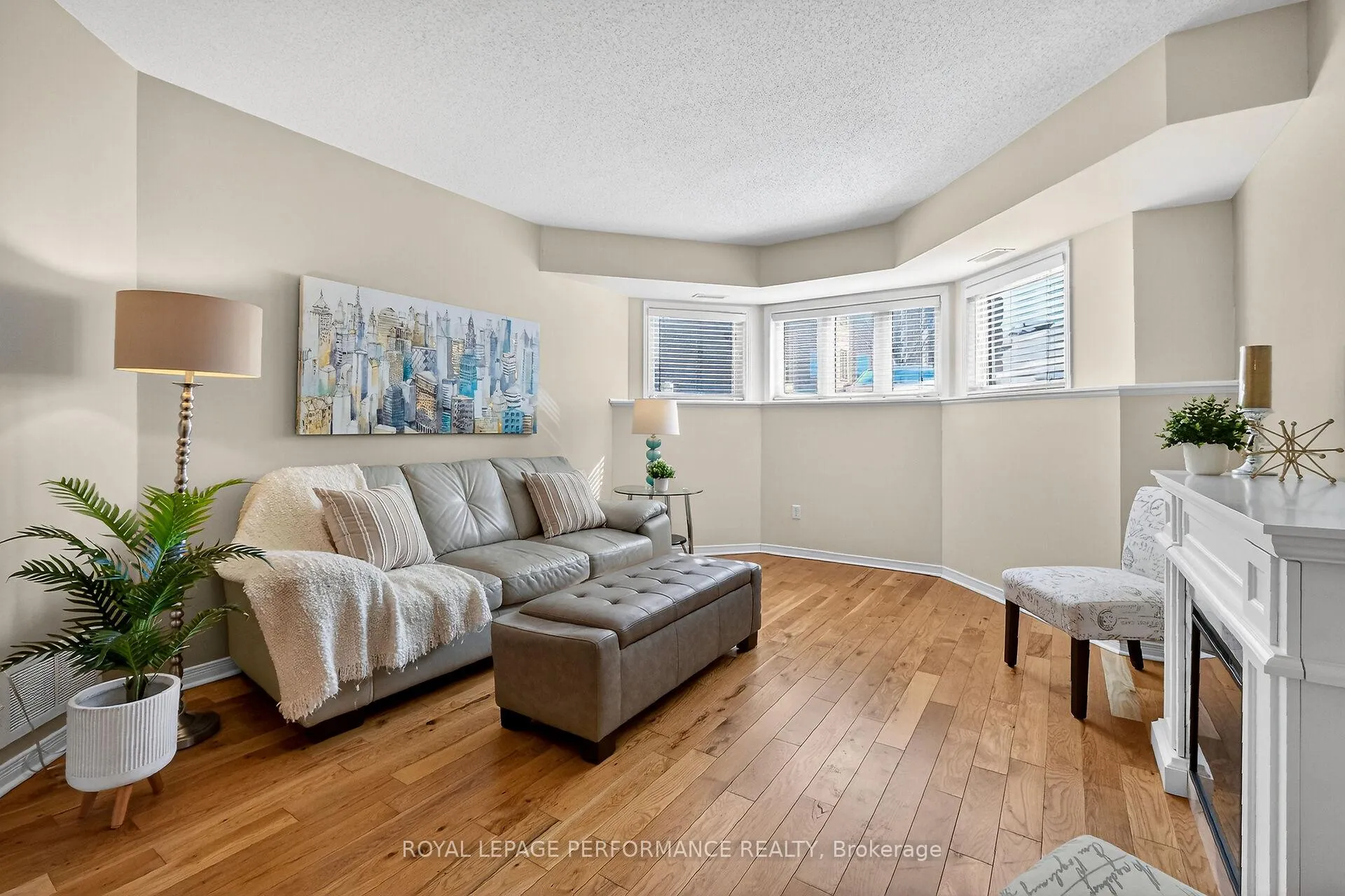 Photo 9 of Unit 2, 70 Briargate Private, Ottawa, Springridge/East Village — HOMEH