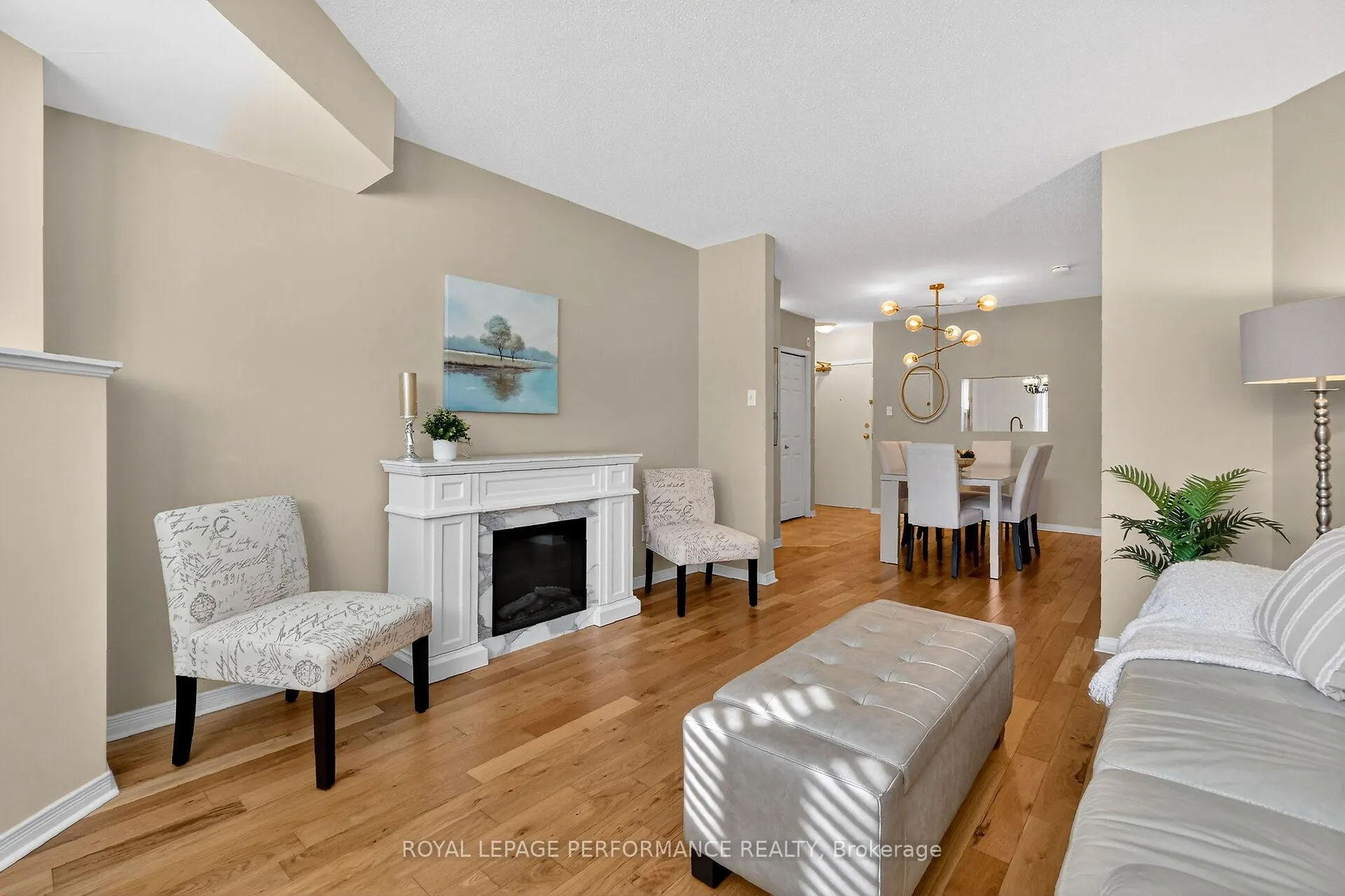 Photo 11 of Unit 2, 70 Briargate Private, Ottawa, Springridge/East Village — HOMEH