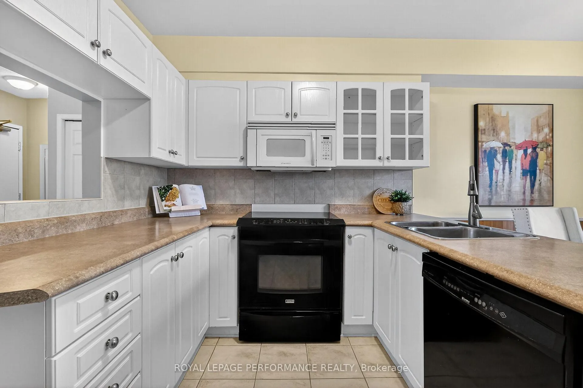 Photo 15 of Unit 2, 70 Briargate Private, Ottawa, Springridge/East Village — HOMEH