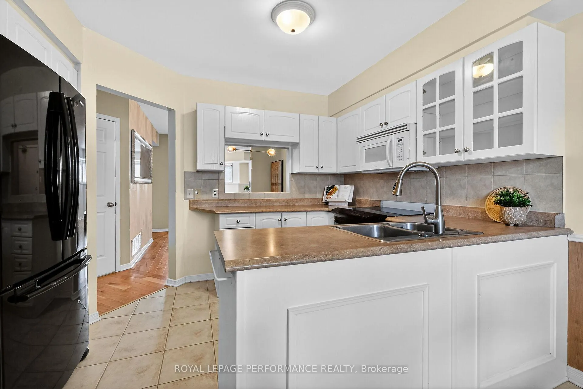 Photo 21 of Unit 2, 70 Briargate Private, Ottawa, Springridge/East Village — HOMEH