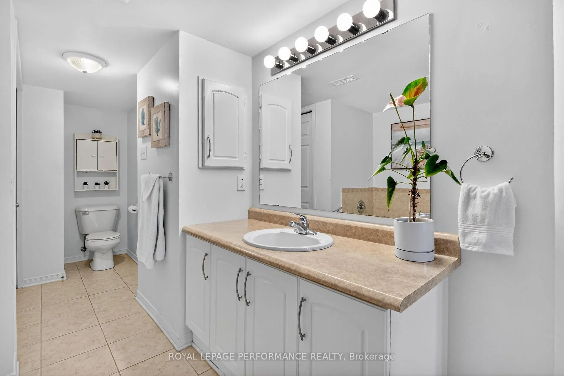 Photo 30 of Unit 2, 70 Briargate Private, Ottawa, Springridge/East Village — HOMEH