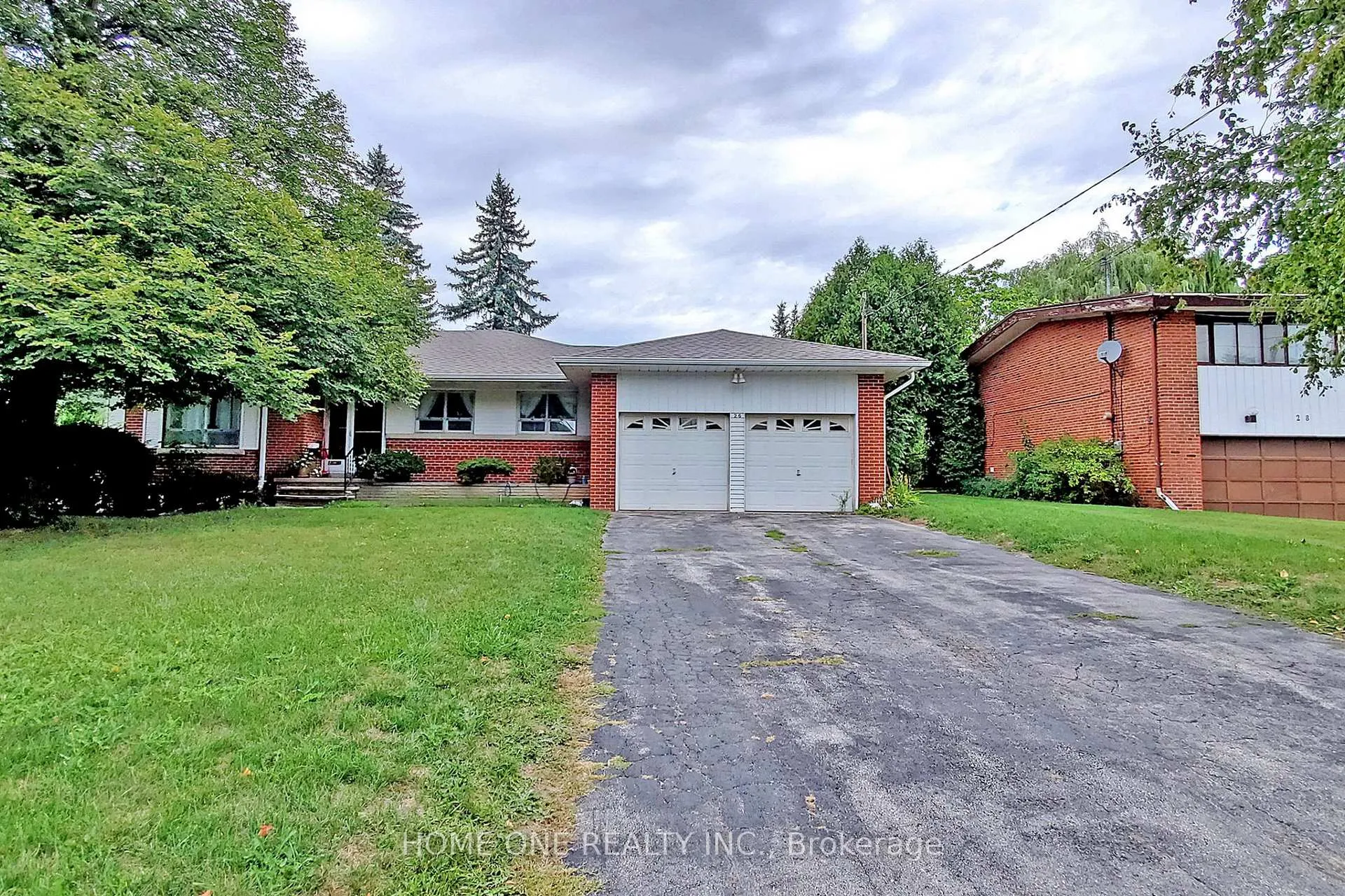 Photo 3 of 26 Harrison Road, North York, St. Andrew-Windfields — HOMEH