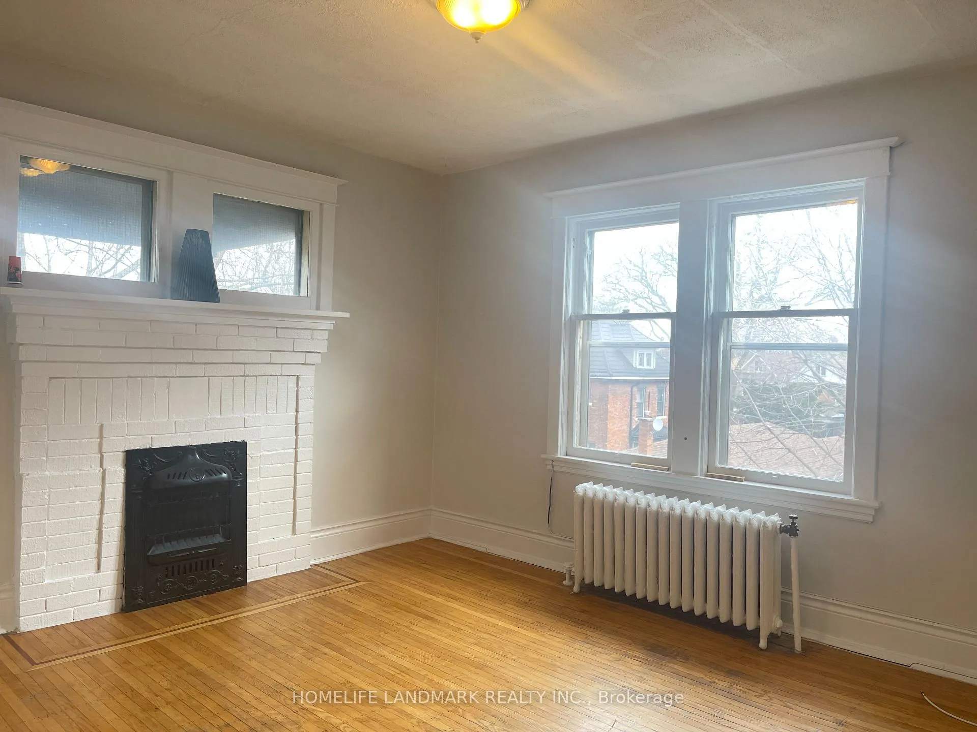 Photo 14 of Unit 3, 985 Main Street E, Hamilton, Crown Point — HOMEH