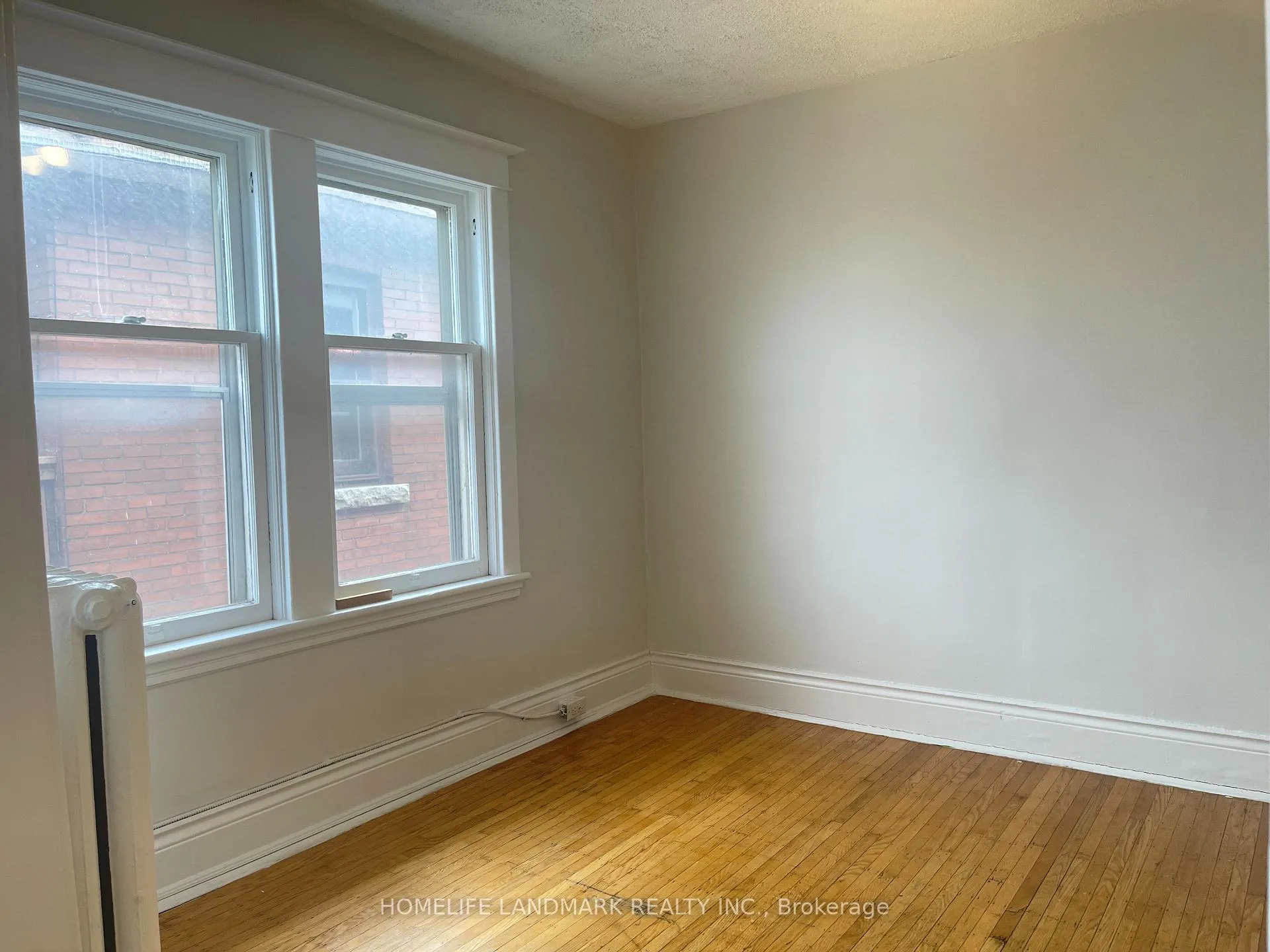 Photo 20 of Unit 3, 985 Main Street E, Hamilton, Crown Point — HOMEH