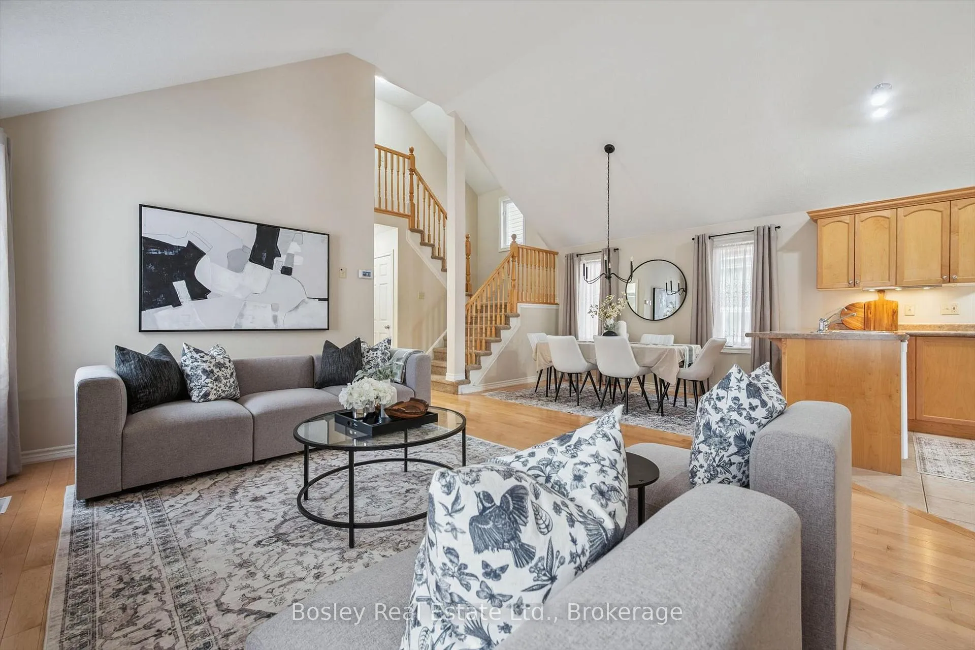 Photo 13 of 12 Sinclair Street, Guelph, Pineridge/Westminster Woods — HOMEH