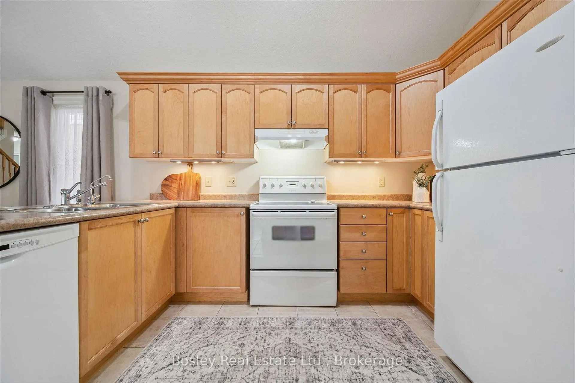 Photo 24 of 12 Sinclair Street, Guelph, Pineridge/Westminster Woods — HOMEH