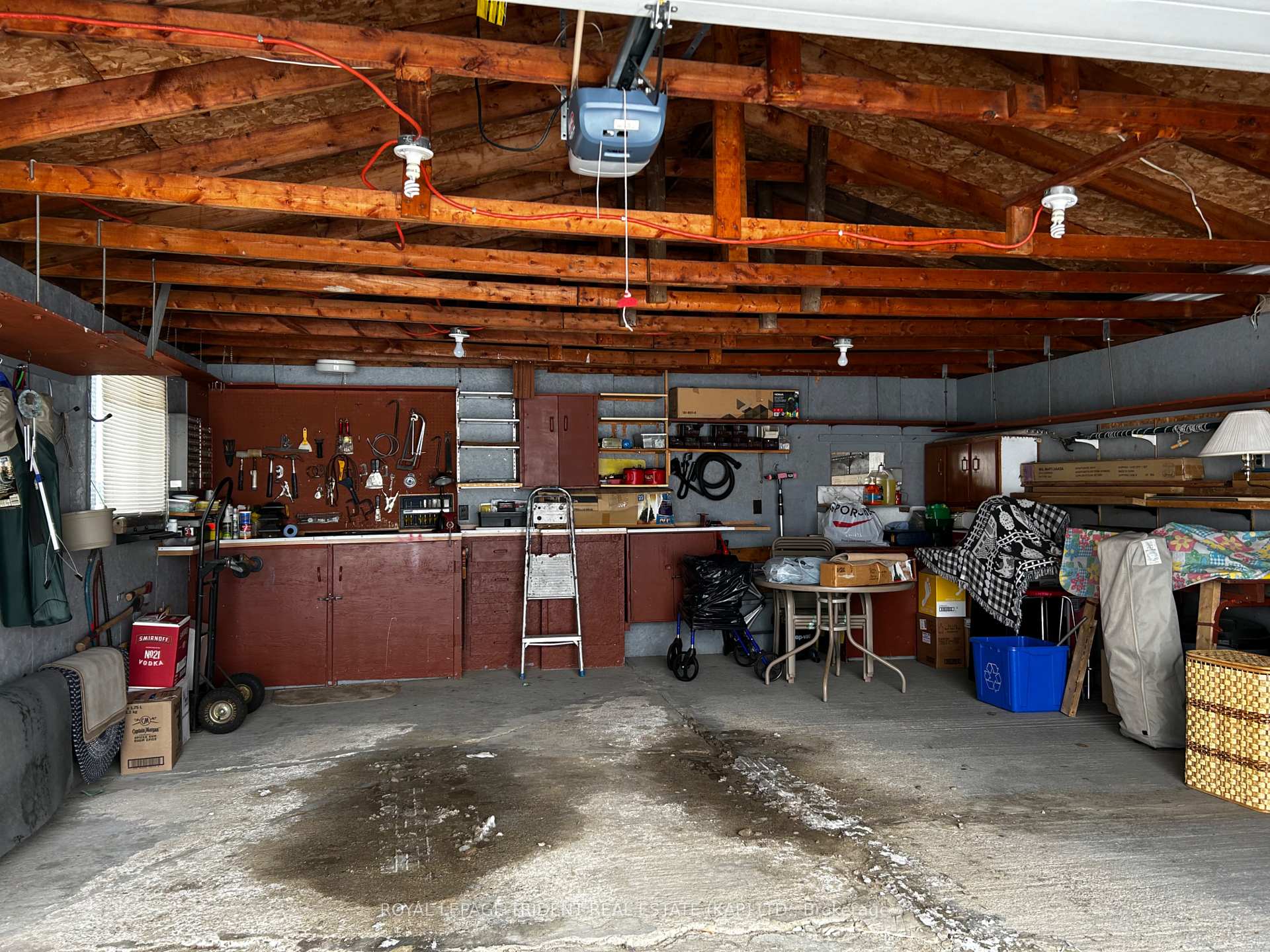 Photo 5 of 16 Albert Street N, Kapuskasing — HOMEH