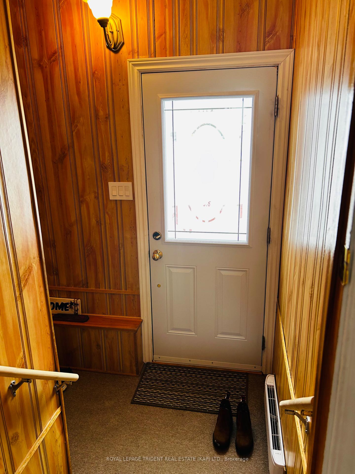 Photo 9 of 16 Albert Street N, Kapuskasing — HOMEH