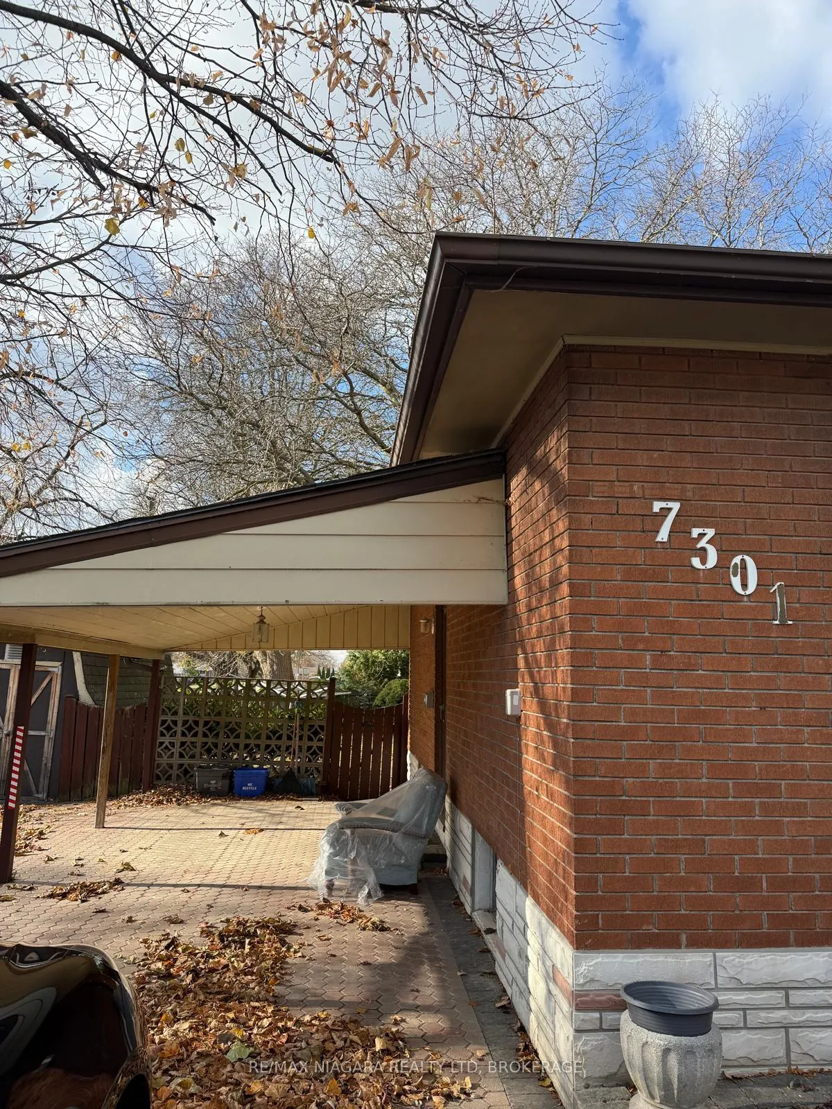 Photo 2 of 7301 Heximer Avenue, Niagara Falls, Oldfield — HOMEH
