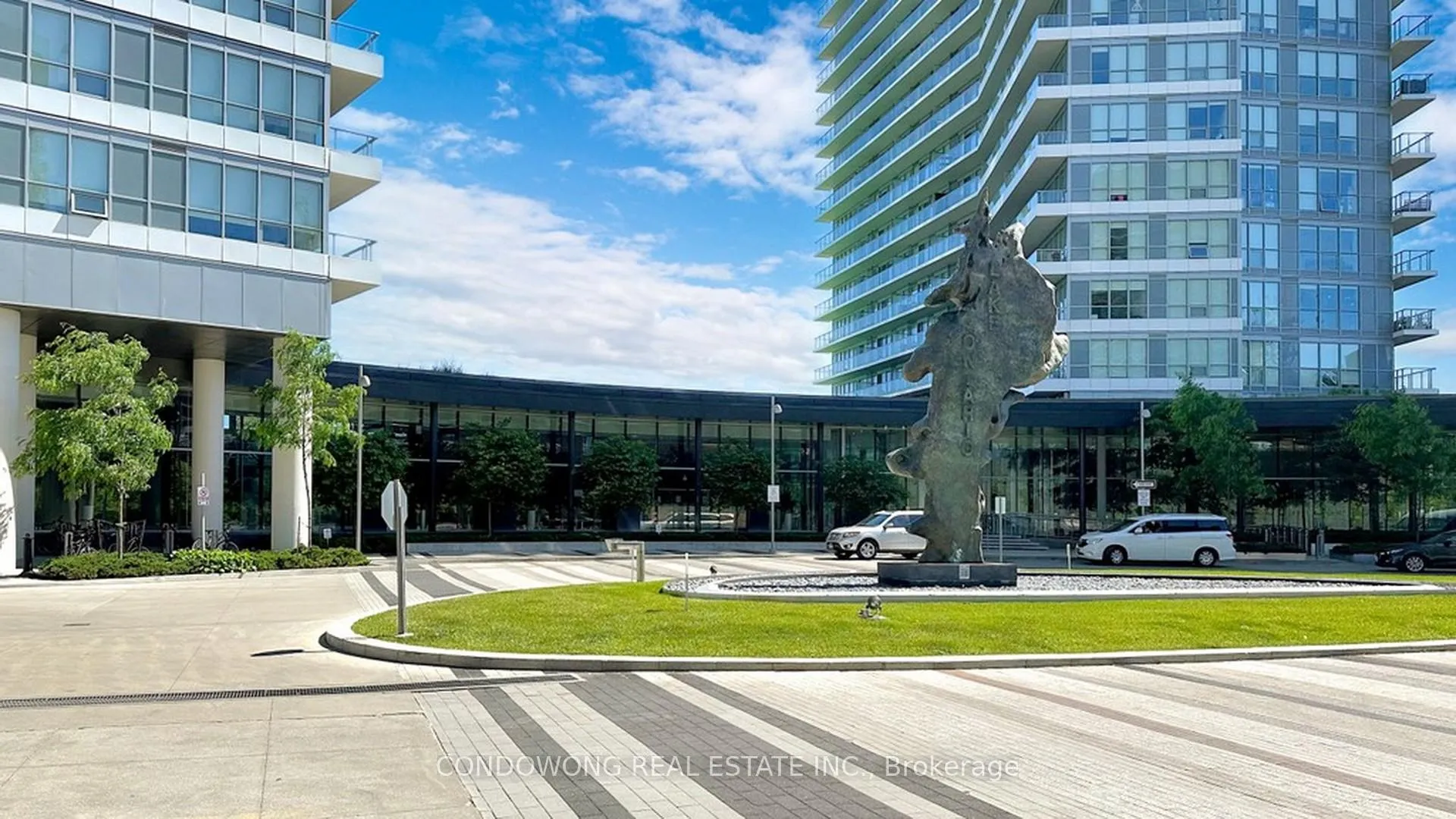Photo 20 of Unit 3003, 117 McMahon Drive, North York, Bayview Village — HOMEH