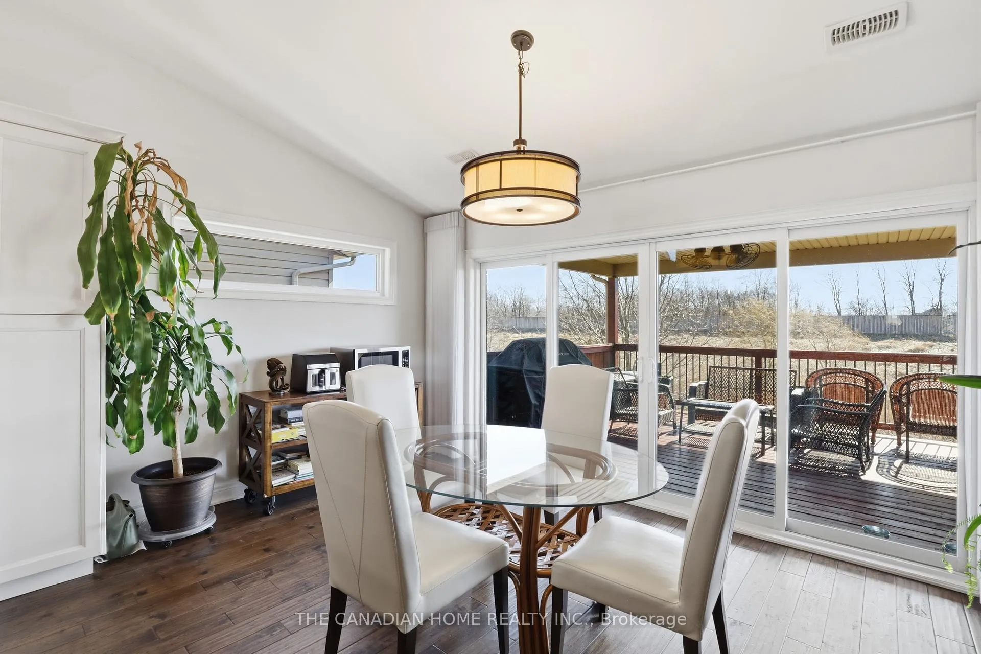 Photo 15 of 9398 Hendershot Boulevard, Niagara Falls, Forestview — HOMEH