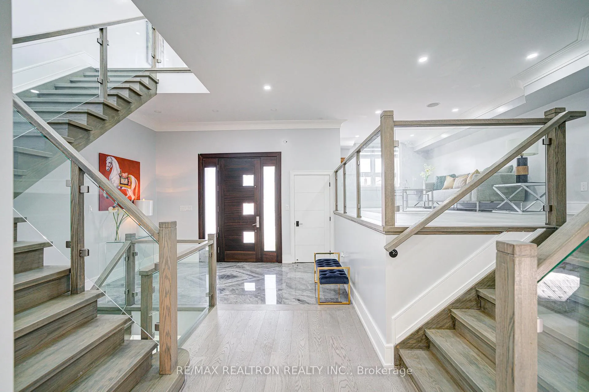Photo 9 of 94 Wanstead Avenue, Scarborough, Oakridge — HOMEH