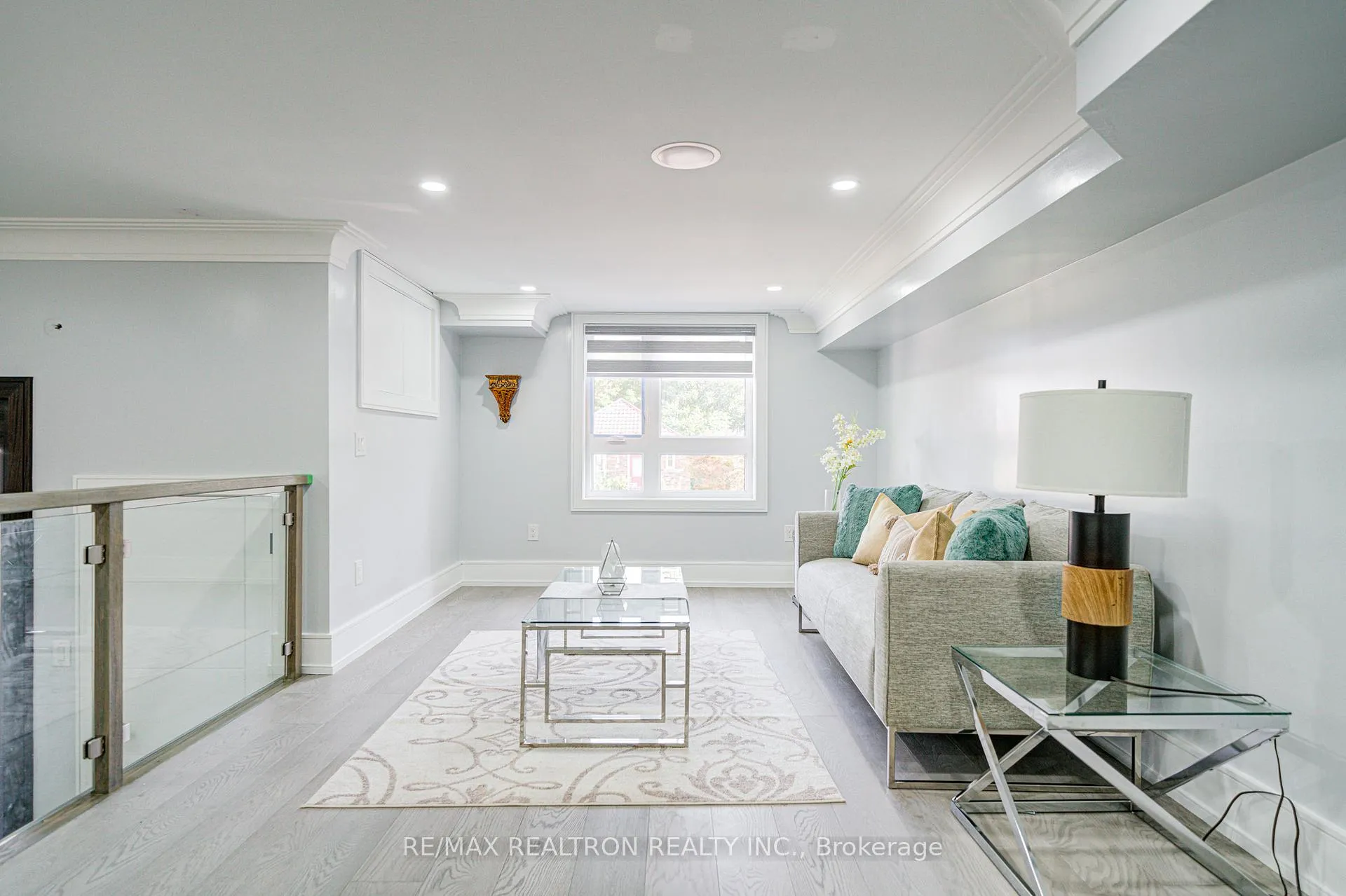 Photo 10 of 94 Wanstead Avenue, Scarborough, Oakridge — HOMEH