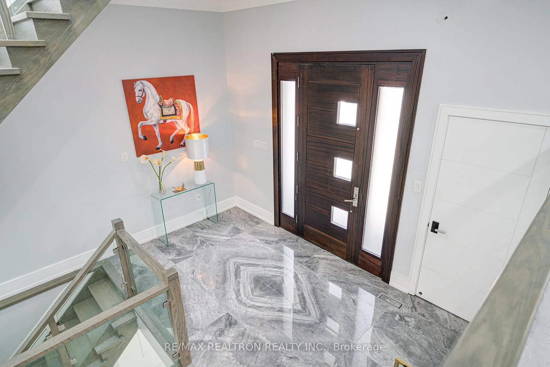 Photo 13 of 94 Wanstead Avenue, Scarborough, Oakridge — HOMEH