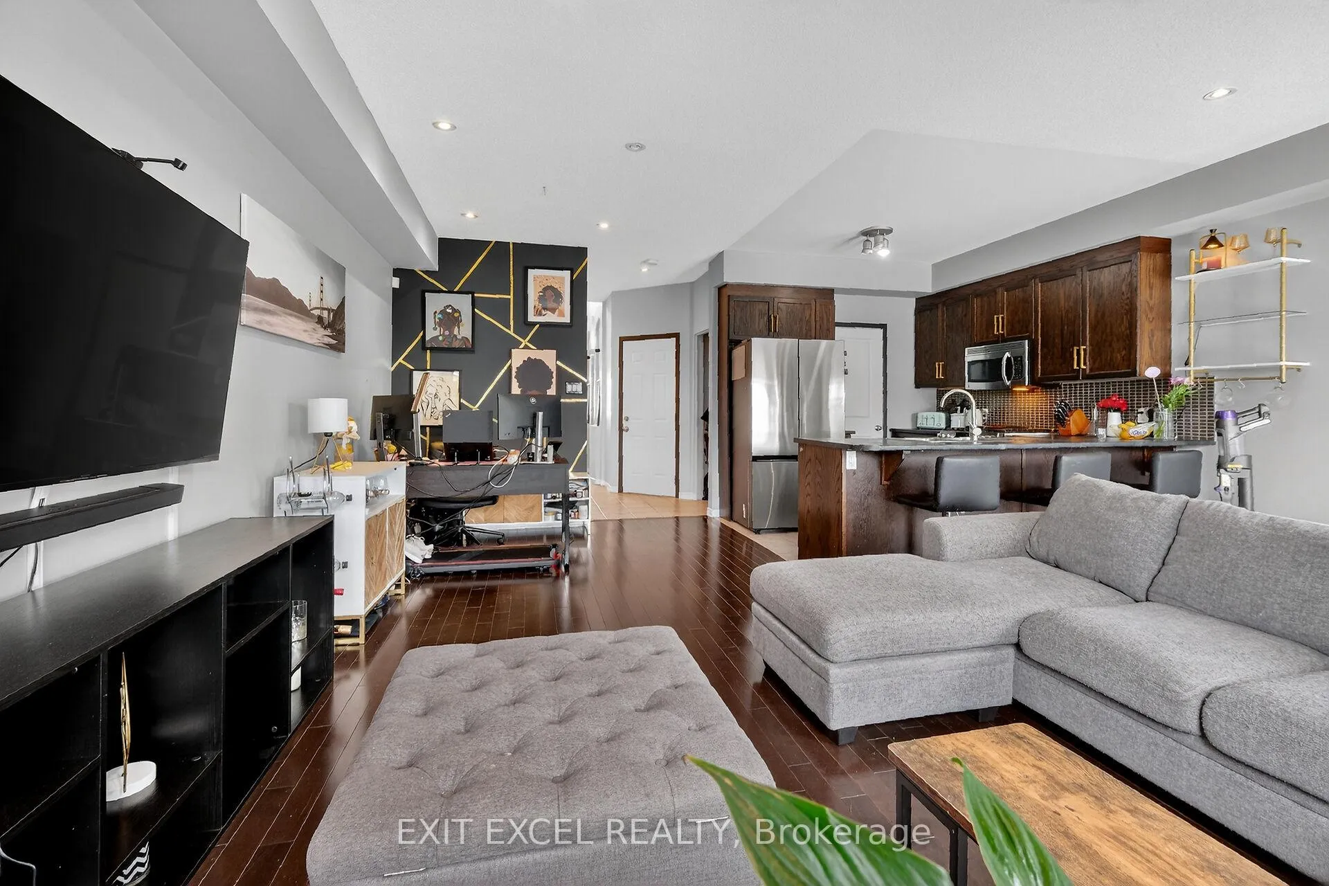 Photo 7 of 1077 Fieldfair Way, Ottawa, Notting Hill/Summerside — HOMEH