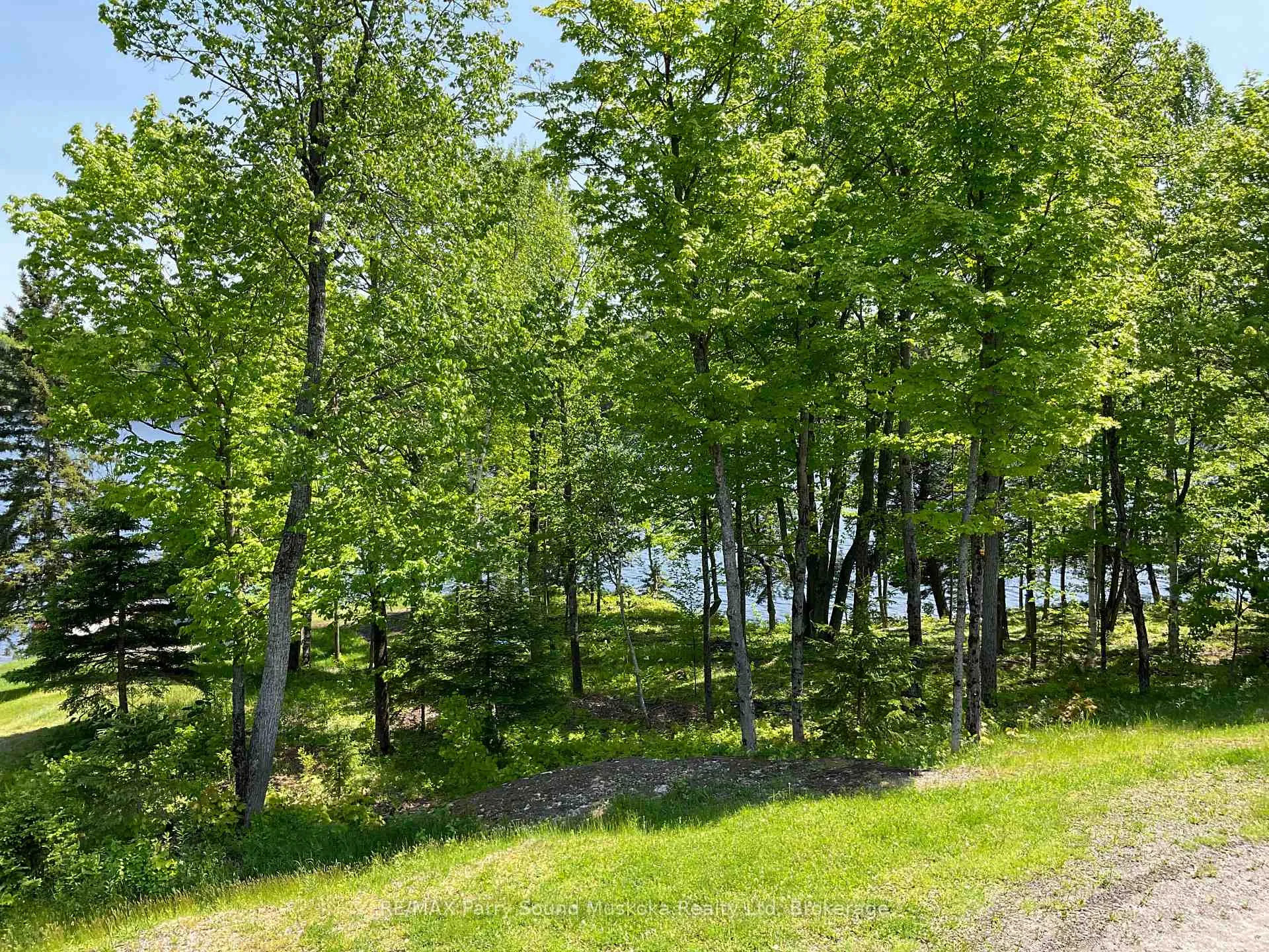 Photo 2 of 1990 North Road, Parry Sound Remote Area, Hardy — HOMEH