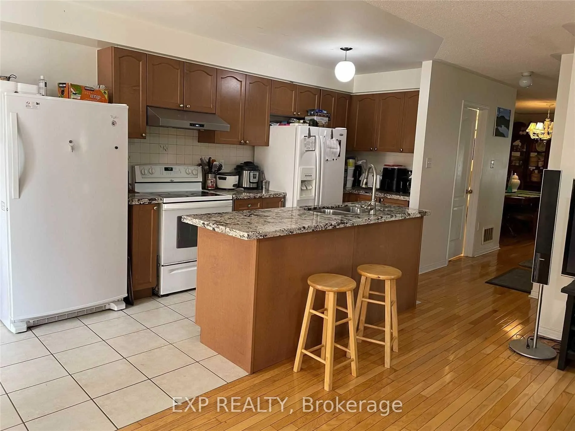 Photo 6 of 56 Palleschi Drive, Brampton, Brampton East — HOMEH