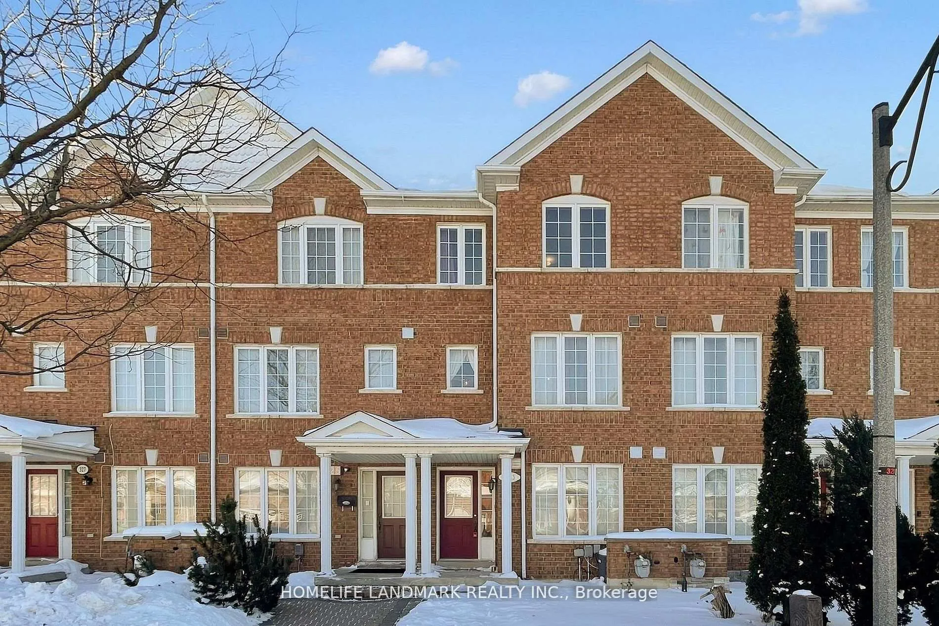 Photo 2 of 323 Caboto Trail, Markham, Village Green-South Unionville — HOMEH