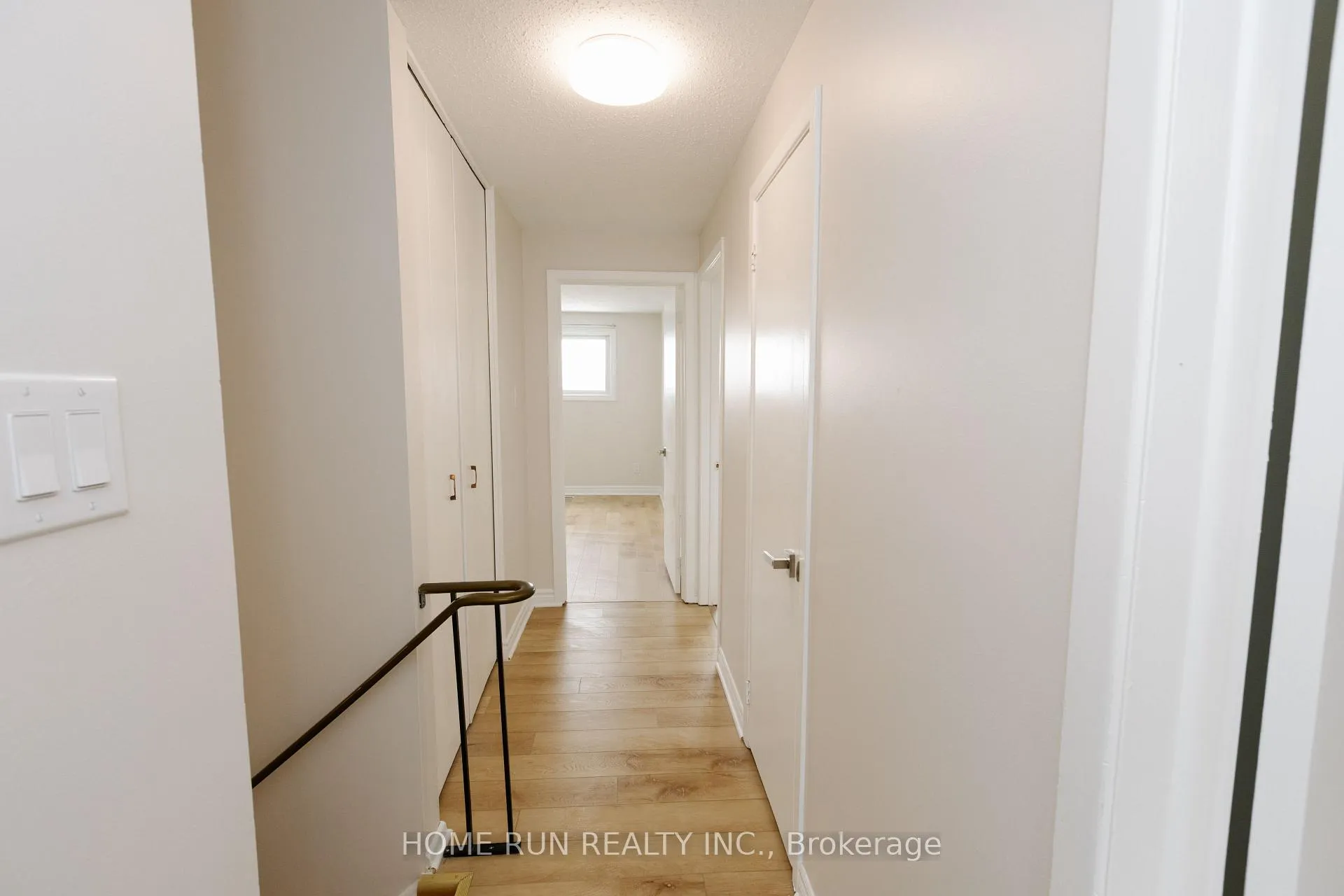 Photo 9 of 1285 Meadowland Drive, Vaughan, Vellore Village — HOMEH