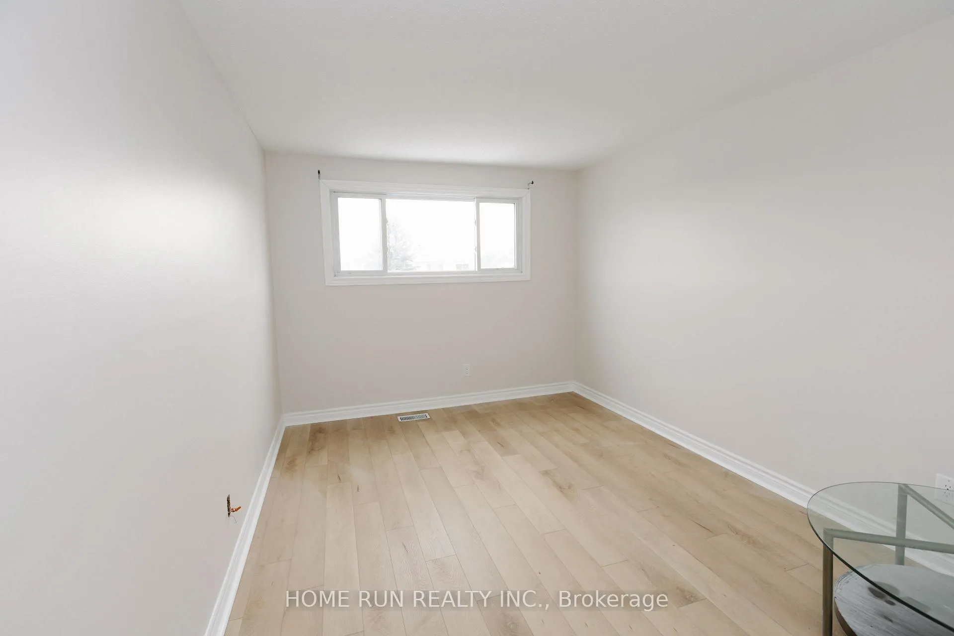 Photo 11 of 1285 Meadowland Drive, Vaughan, Vellore Village — HOMEH