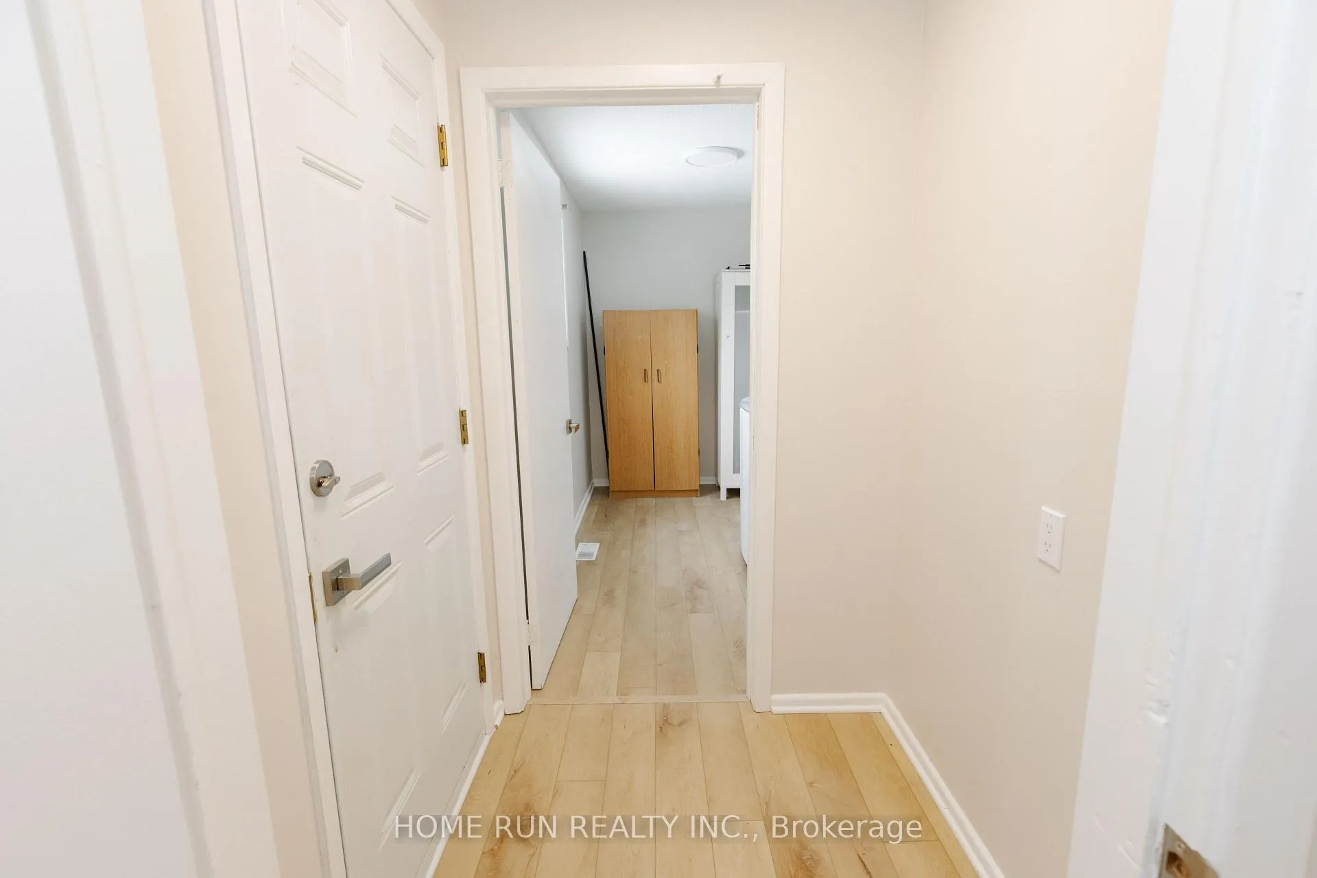 Photo 16 of 1285 Meadowland Drive, Vaughan, Vellore Village — HOMEH
