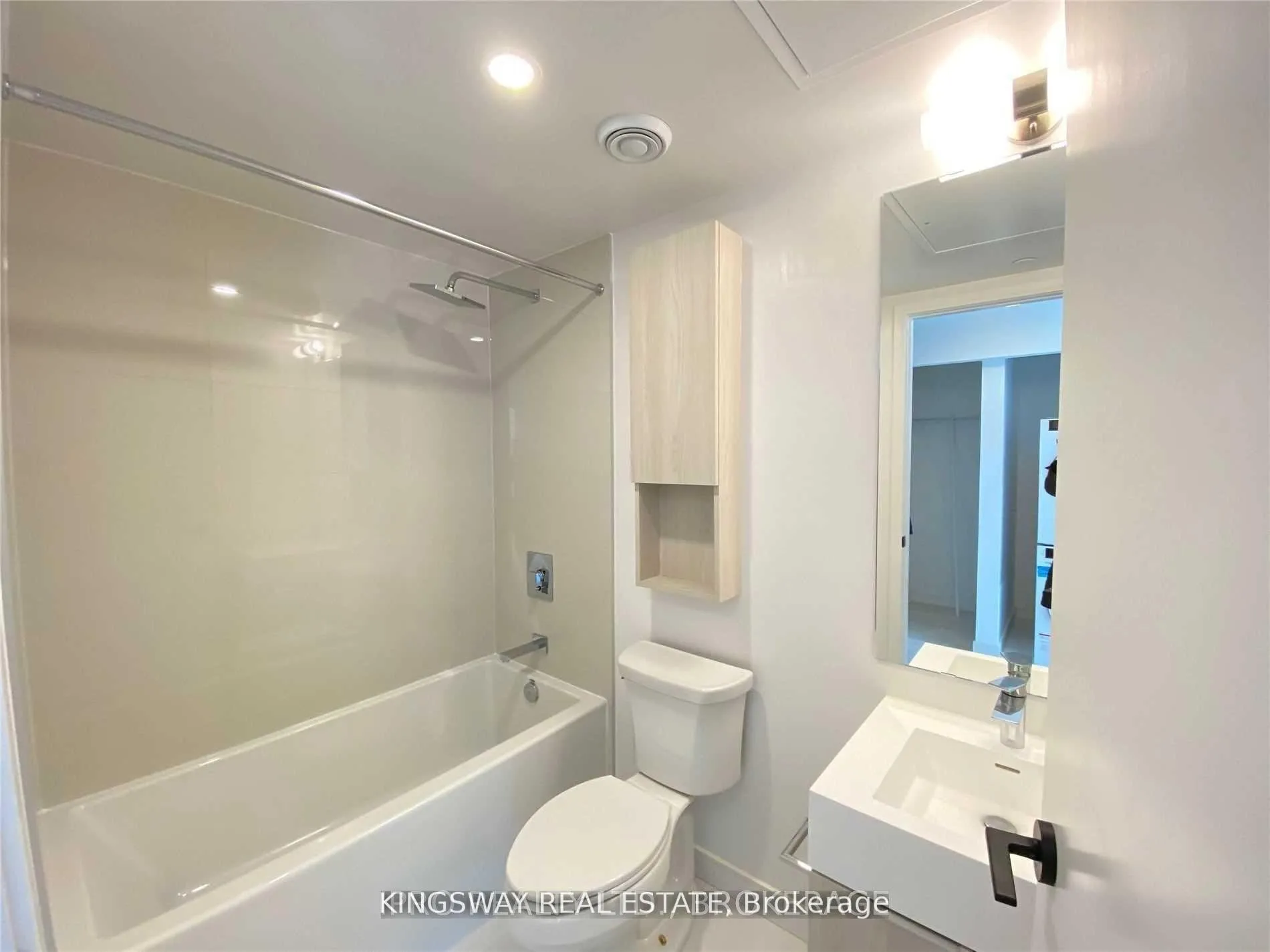 Photo 6 of Unit S803, 180 Mill Street, Toronto, Waterfront Communities — HOMEH