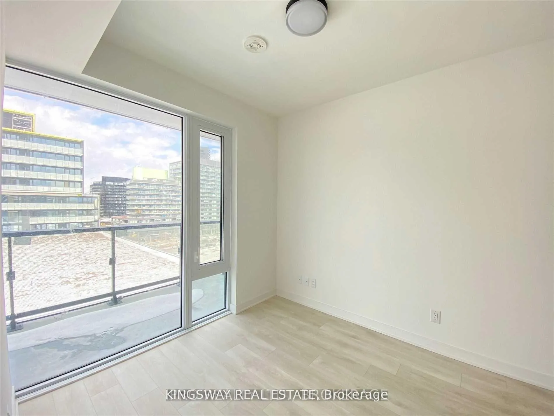 Photo 10 of Unit S803, 180 Mill Street, Toronto, Waterfront Communities — HOMEH