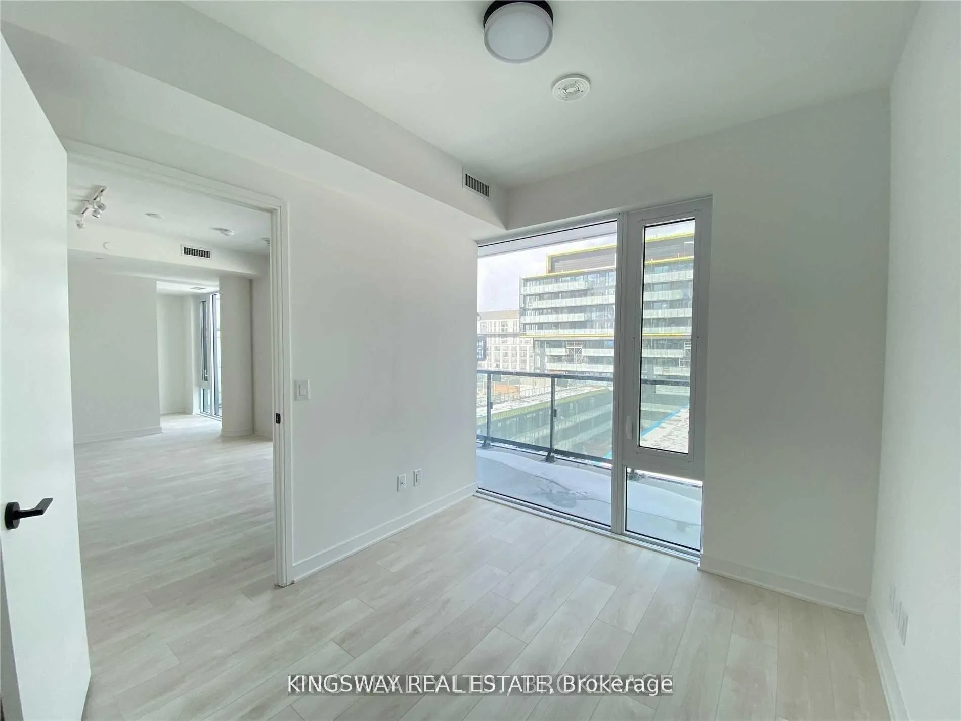Photo 11 of Unit S803, 180 Mill Street, Toronto, Waterfront Communities — HOMEH