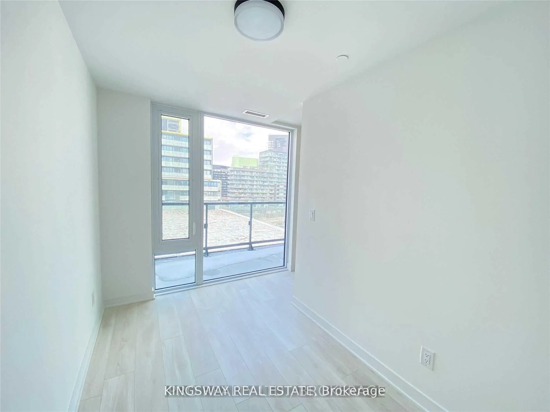 Photo 13 of Unit S803, 180 Mill Street, Toronto, Waterfront Communities — HOMEH