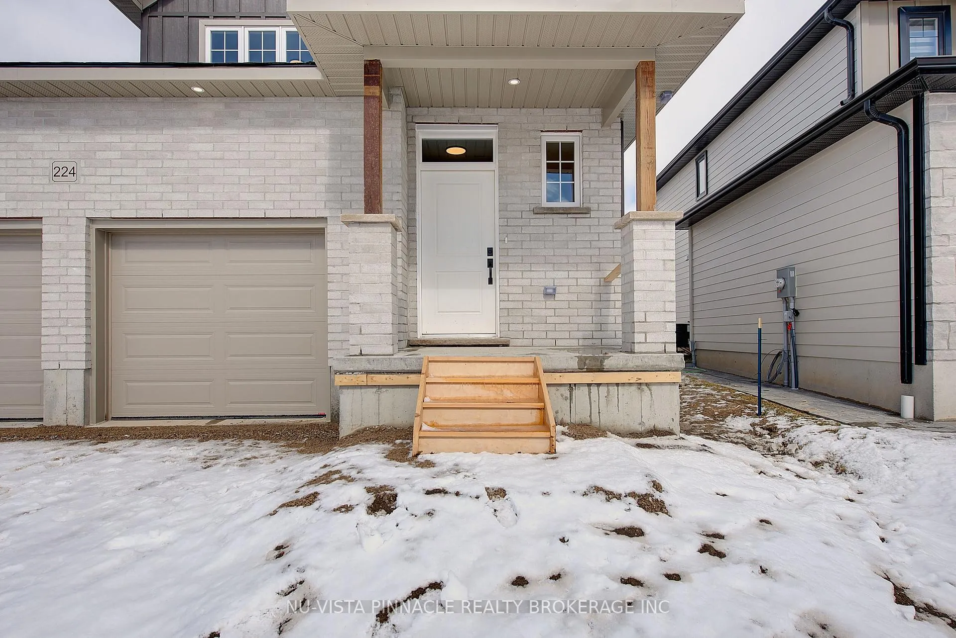 Photo 4 of 224 Bowman Drive, Middlesex Centre, Ilderton — HOMEH