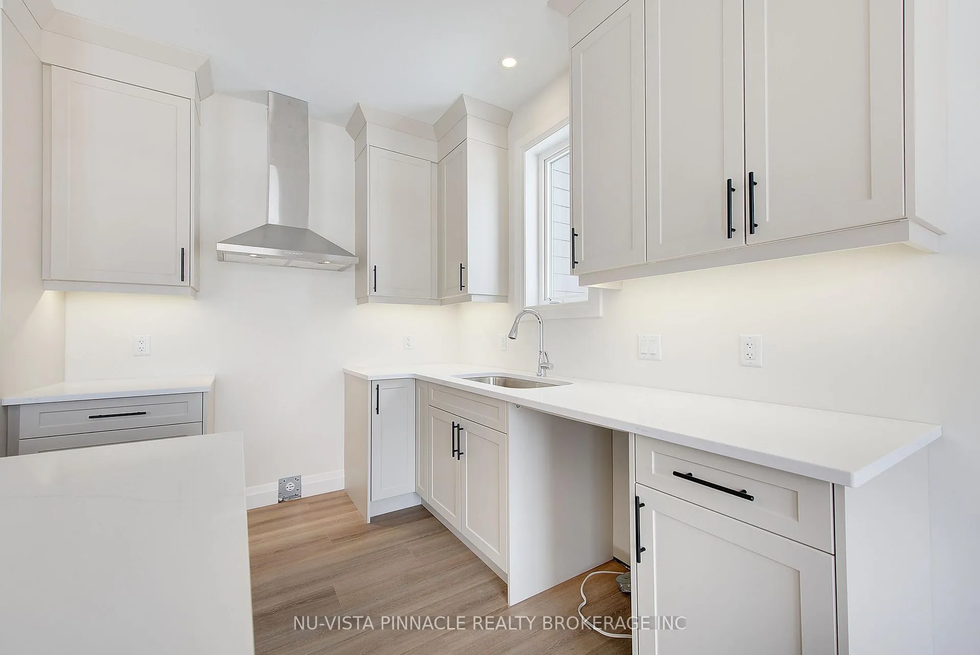 Photo 12 of 224 Bowman Drive, Middlesex Centre, Ilderton — HOMEH