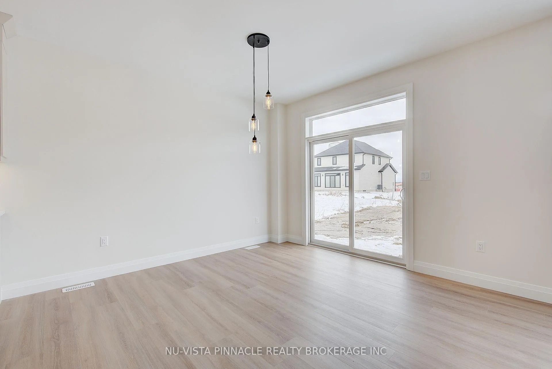 Photo 17 of 224 Bowman Drive, Middlesex Centre, Ilderton — HOMEH