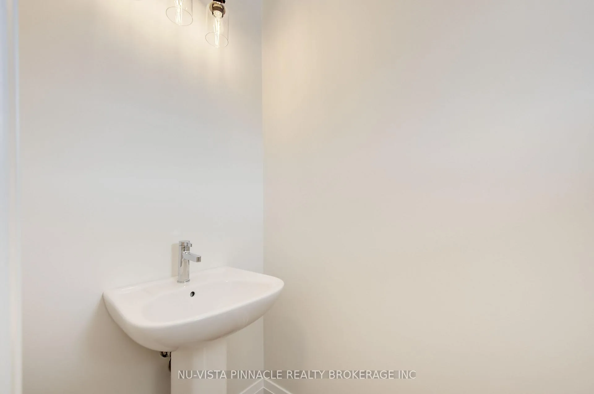 Photo 19 of 224 Bowman Drive, Middlesex Centre, Ilderton — HOMEH