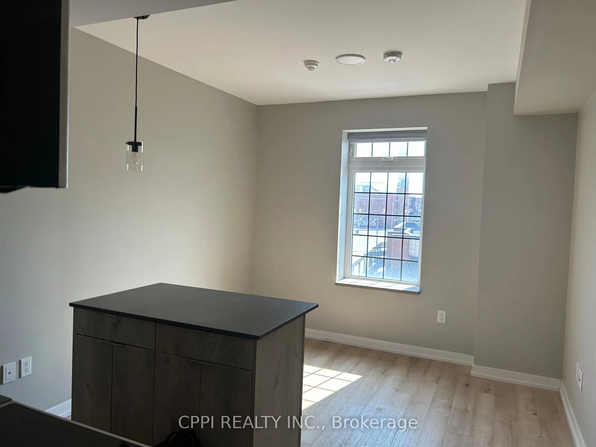 Photo 4 of Unit 219, 70 King Street E, Oshawa, Central — HOMEH