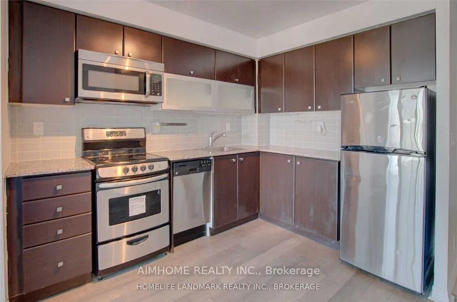 Front of Unit 3107, 275 Yorkland Road
