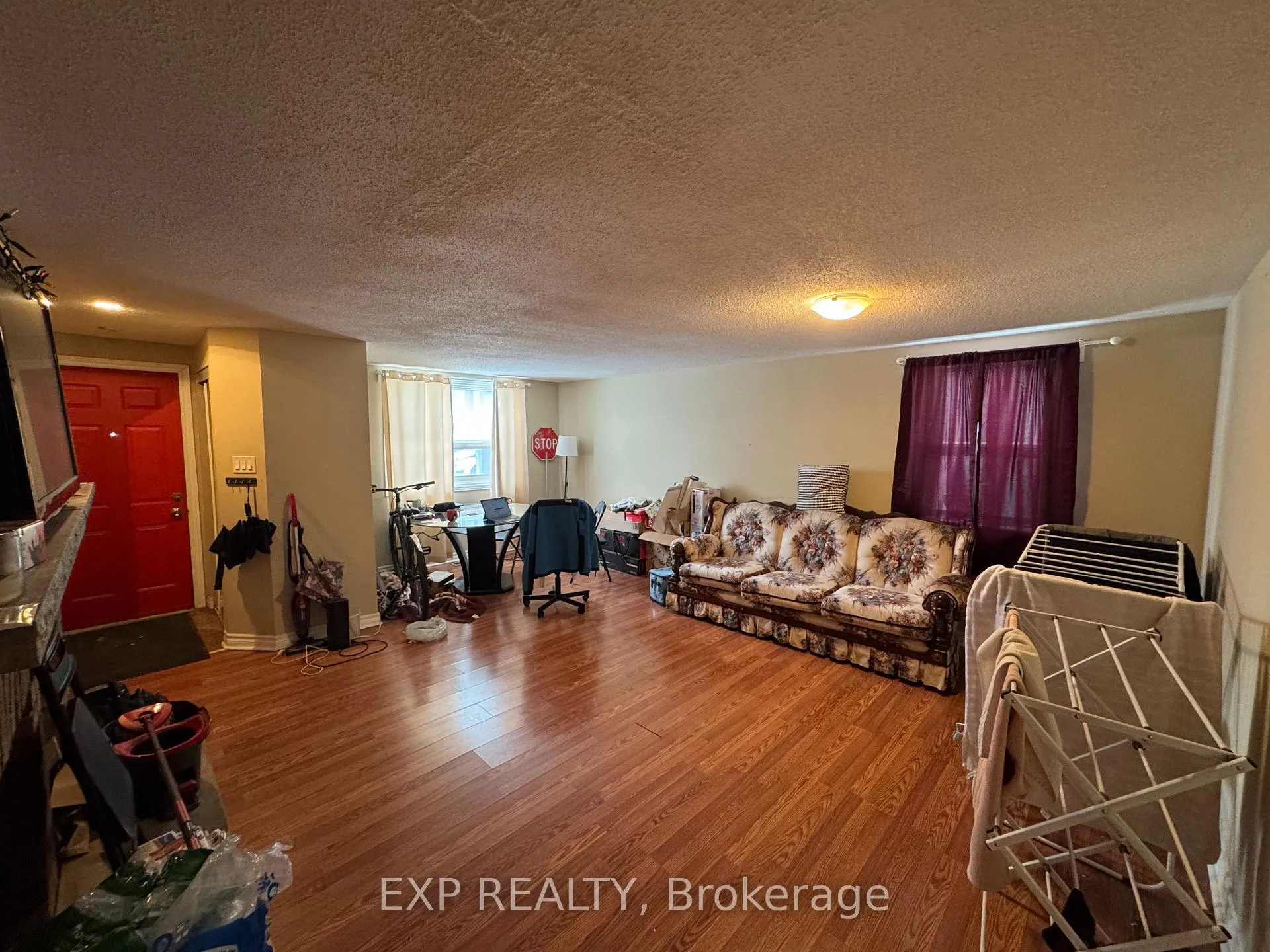 Photo 3 of Unit Unit 1, 72 Barrette Street, Ottawa, Vanier — HOMEH