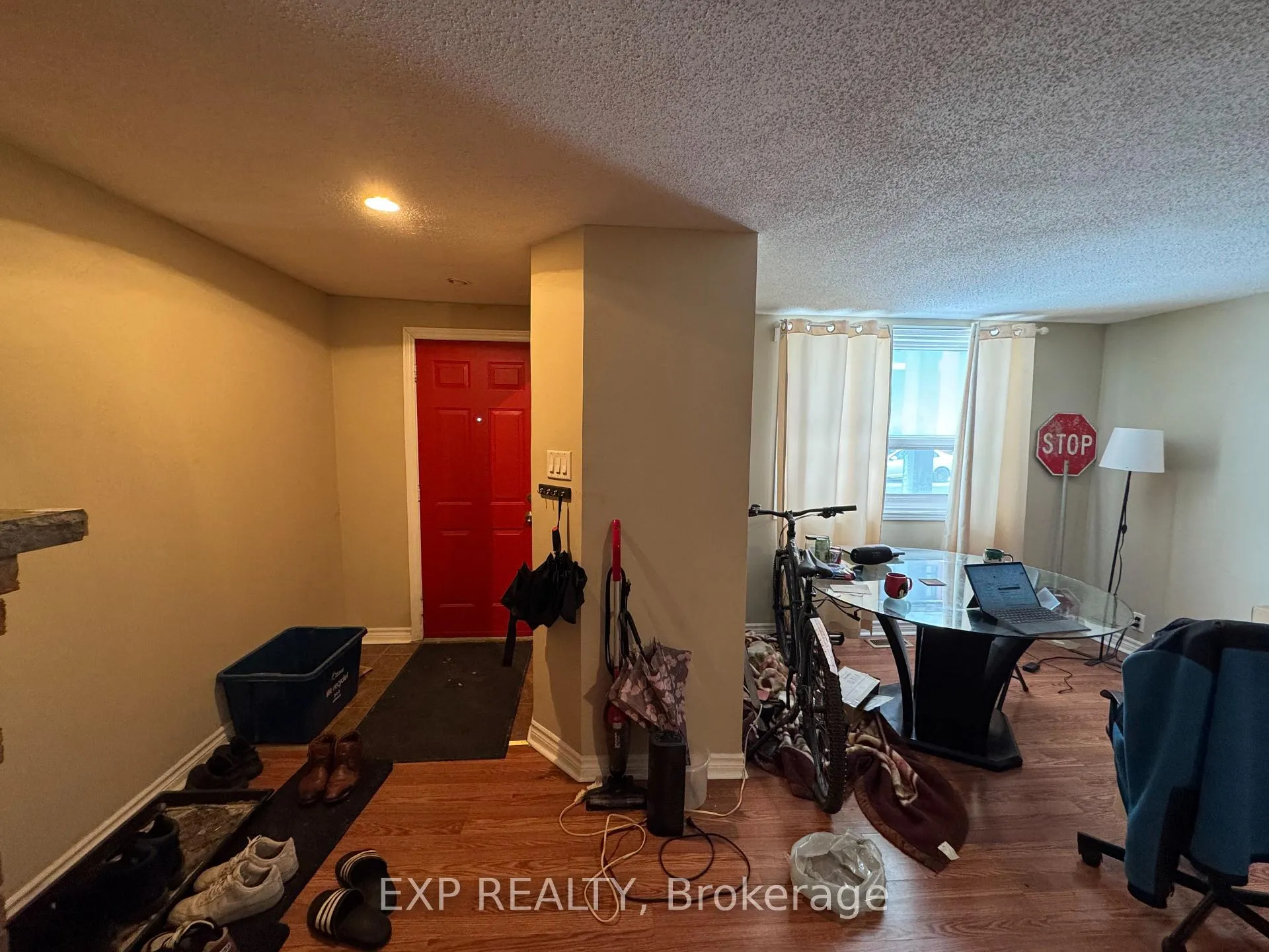 Photo 5 of Unit Unit 1, 72 Barrette Street, Ottawa, Vanier — HOMEH