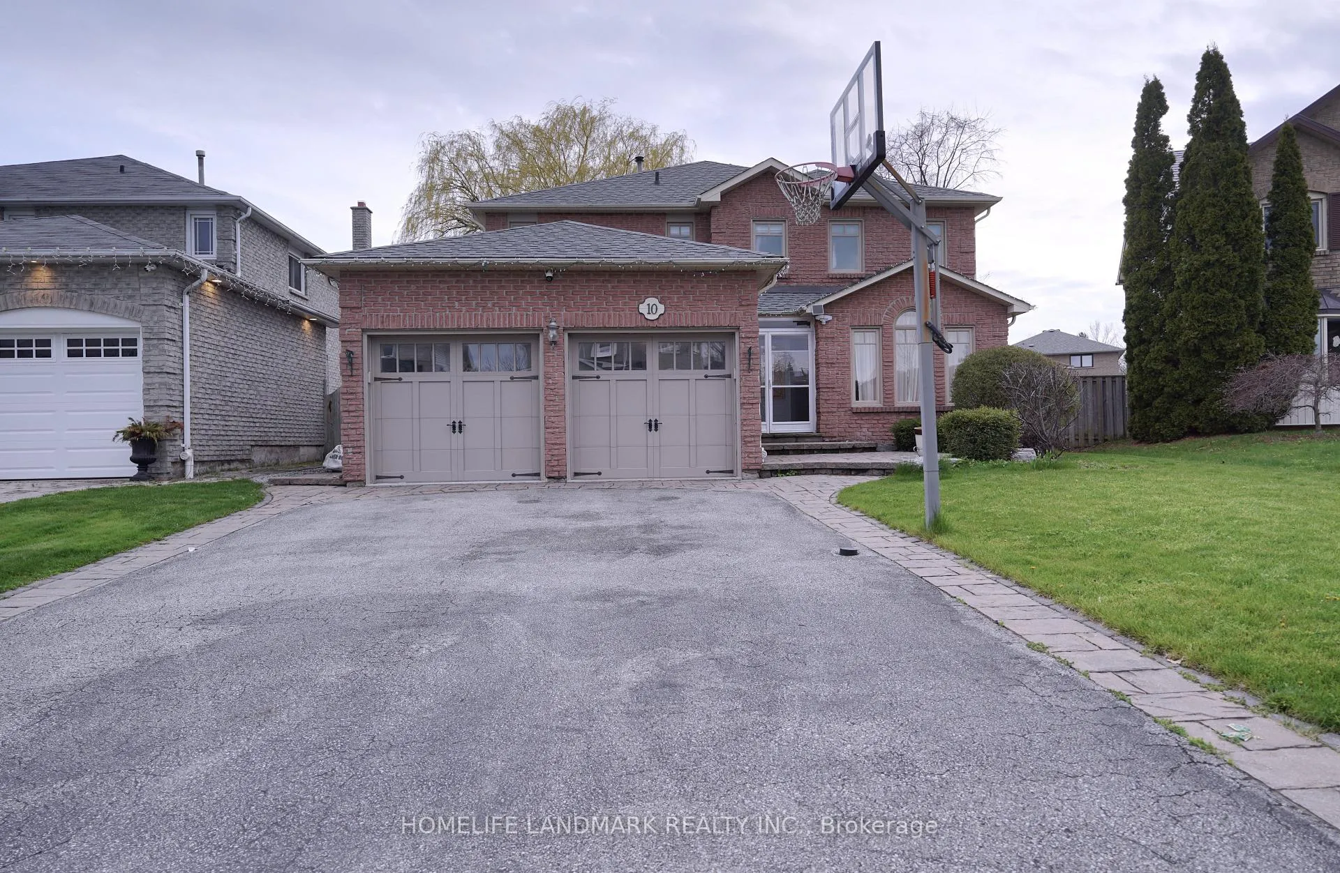 Photo 1 of 10 Lehman Crescent, Markham, Markham Village — HOMEH