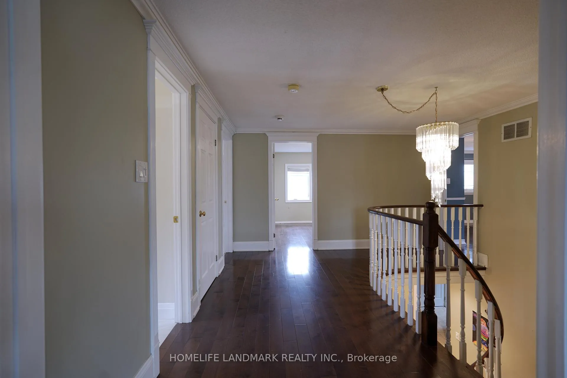 Photo 15 of 10 Lehman Crescent, Markham, Markham Village — HOMEH