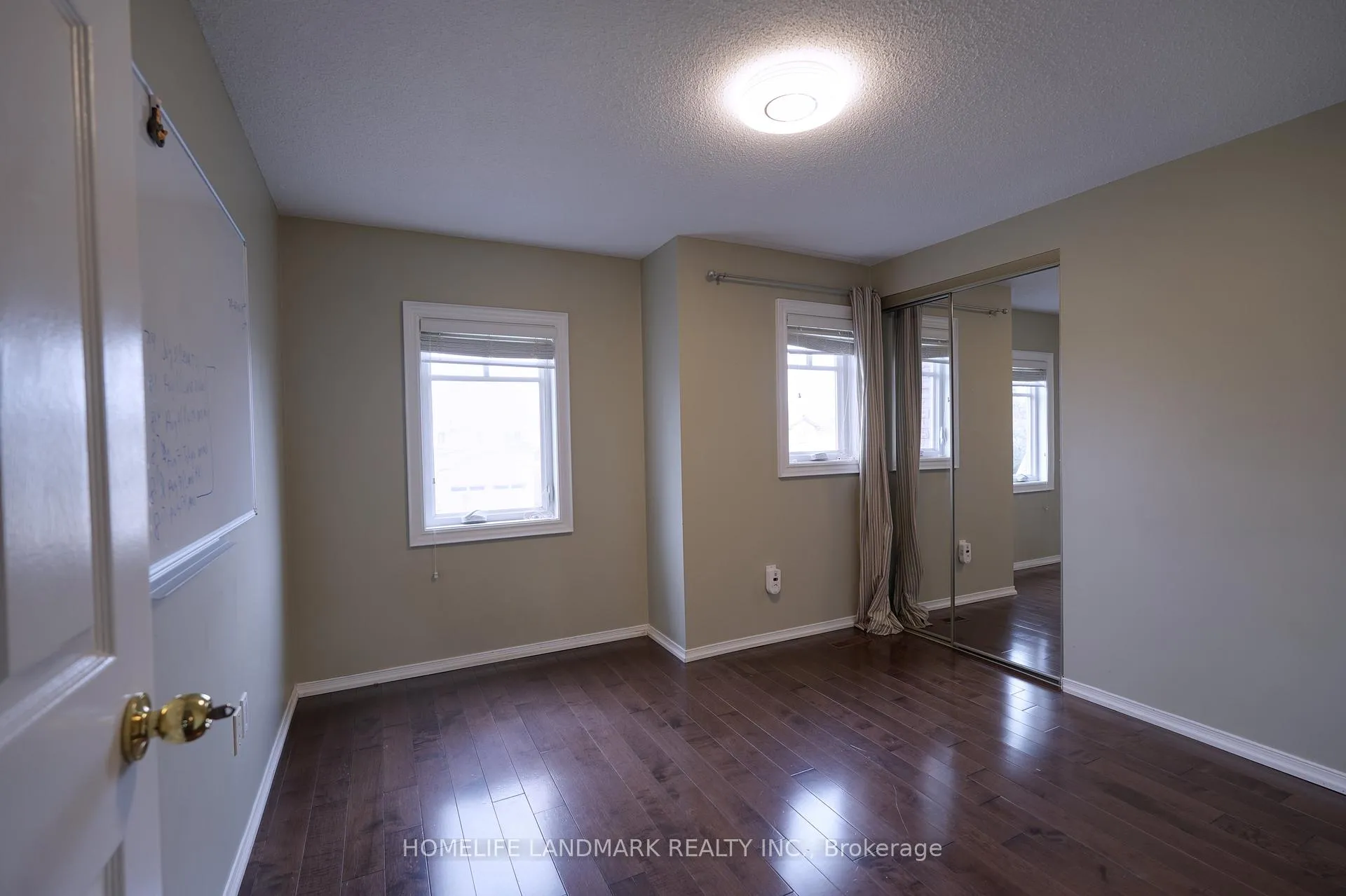 Photo 23 of 10 Lehman Crescent, Markham, Markham Village — HOMEH
