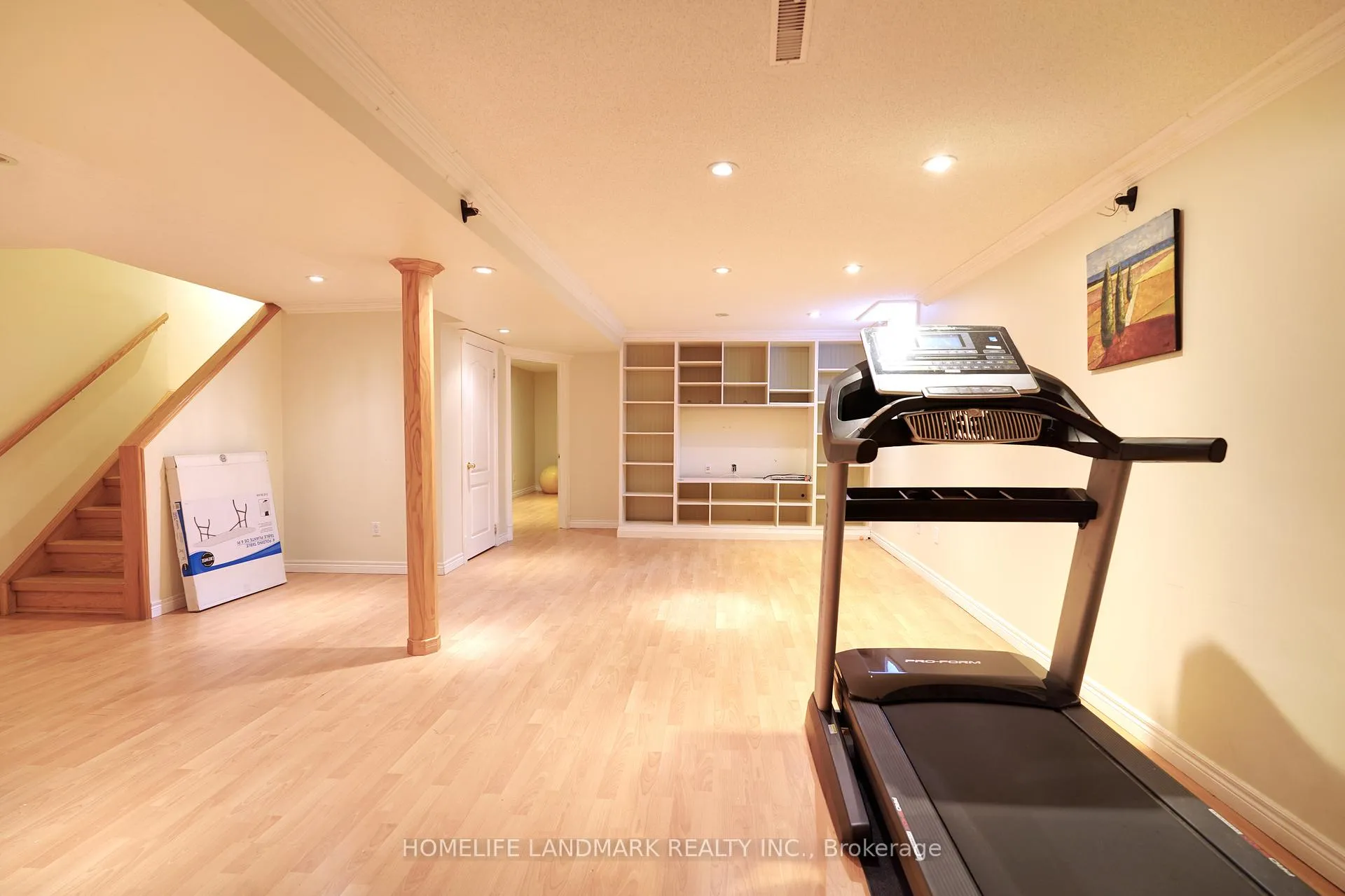 Photo 28 of 10 Lehman Crescent, Markham, Markham Village — HOMEH