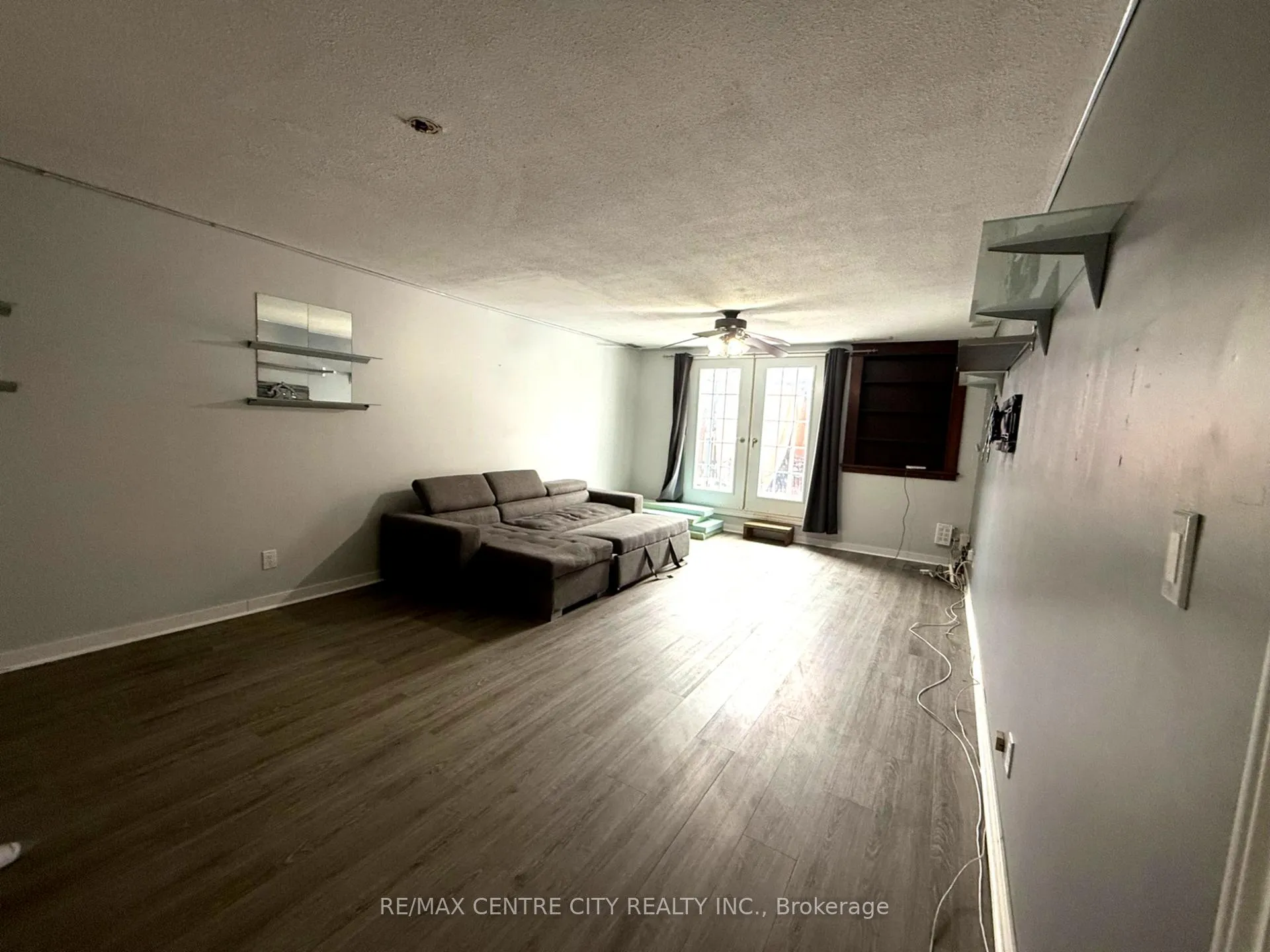 Photo 3 of Unit MAIN, 26 Bruce Street, Brantford — HOMEH