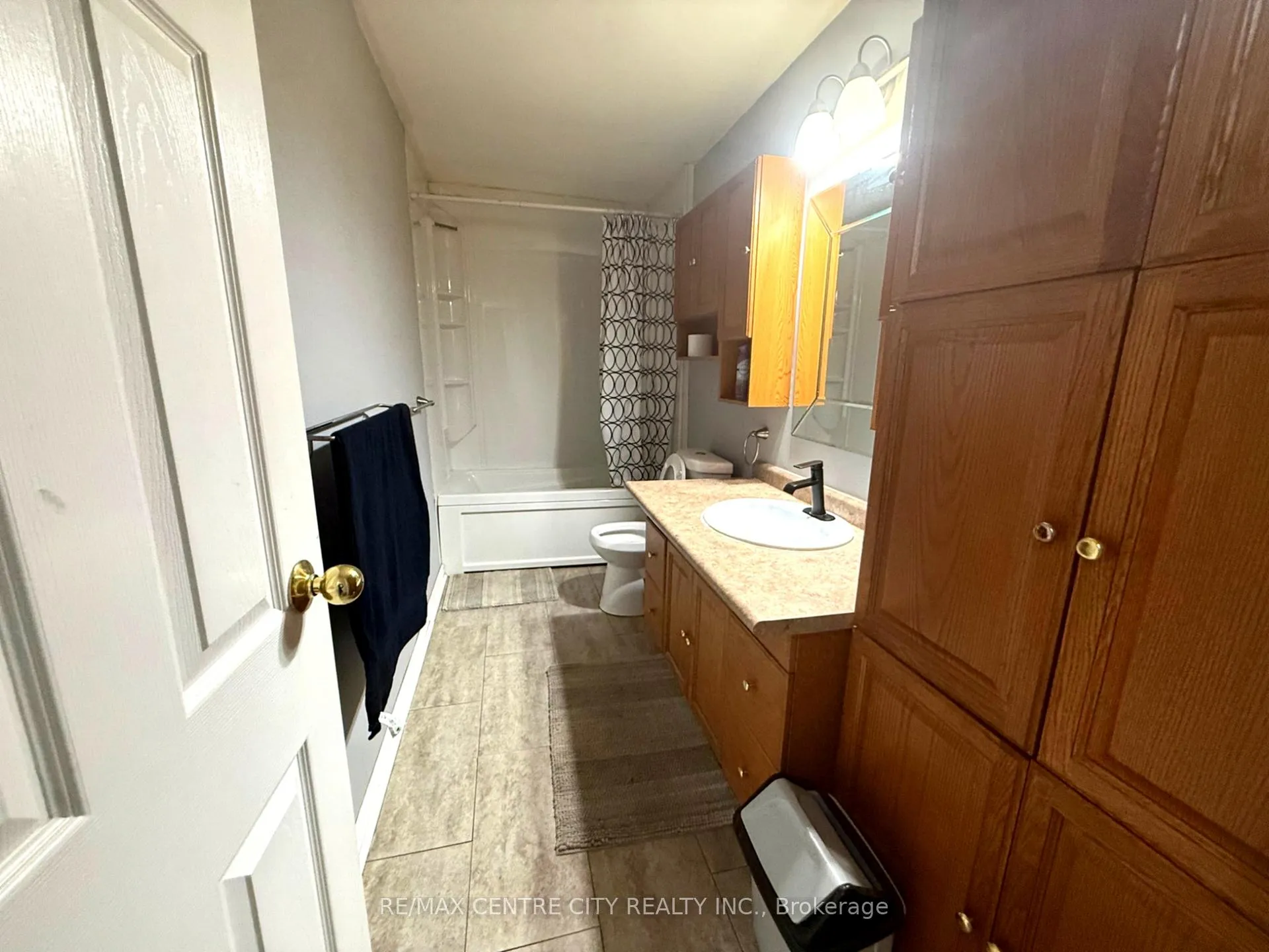 Photo 8 of Unit MAIN, 26 Bruce Street, Brantford — HOMEH