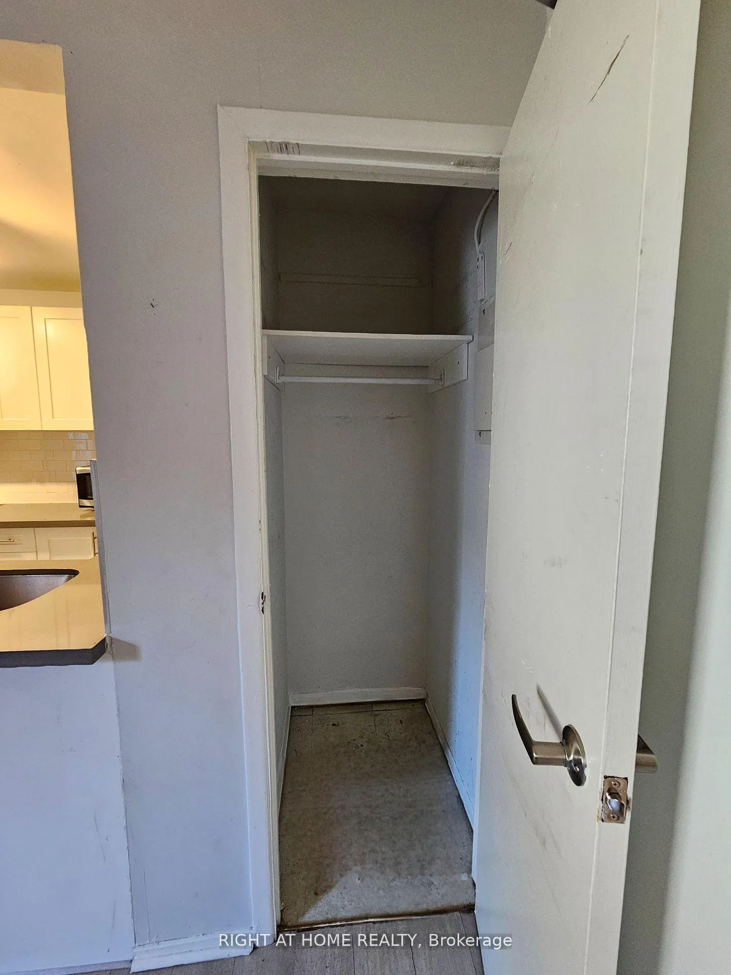 Photo 11 of Unit 105, 72 Wellesley Street E, Toronto, Church-Yonge Corridor — HOMEH