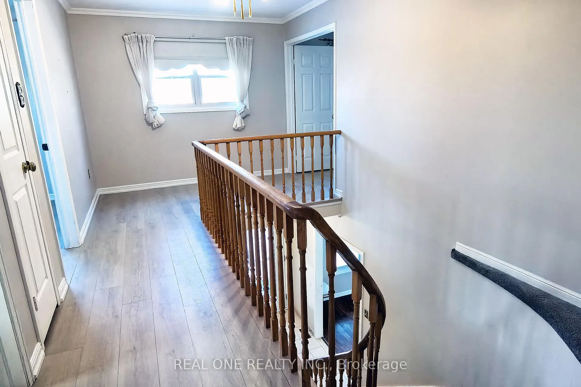 Photo 1 of 29 Hemlock Drive, Markham, Raymerville — HOMEH