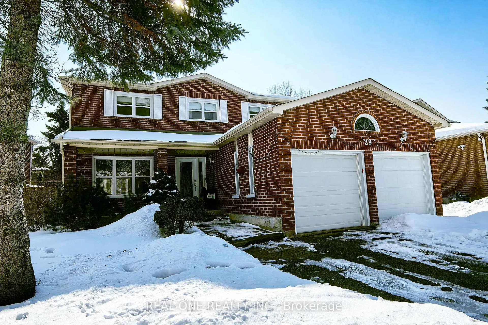 Photo 3 of 29 Hemlock Drive, Markham, Raymerville — HOMEH