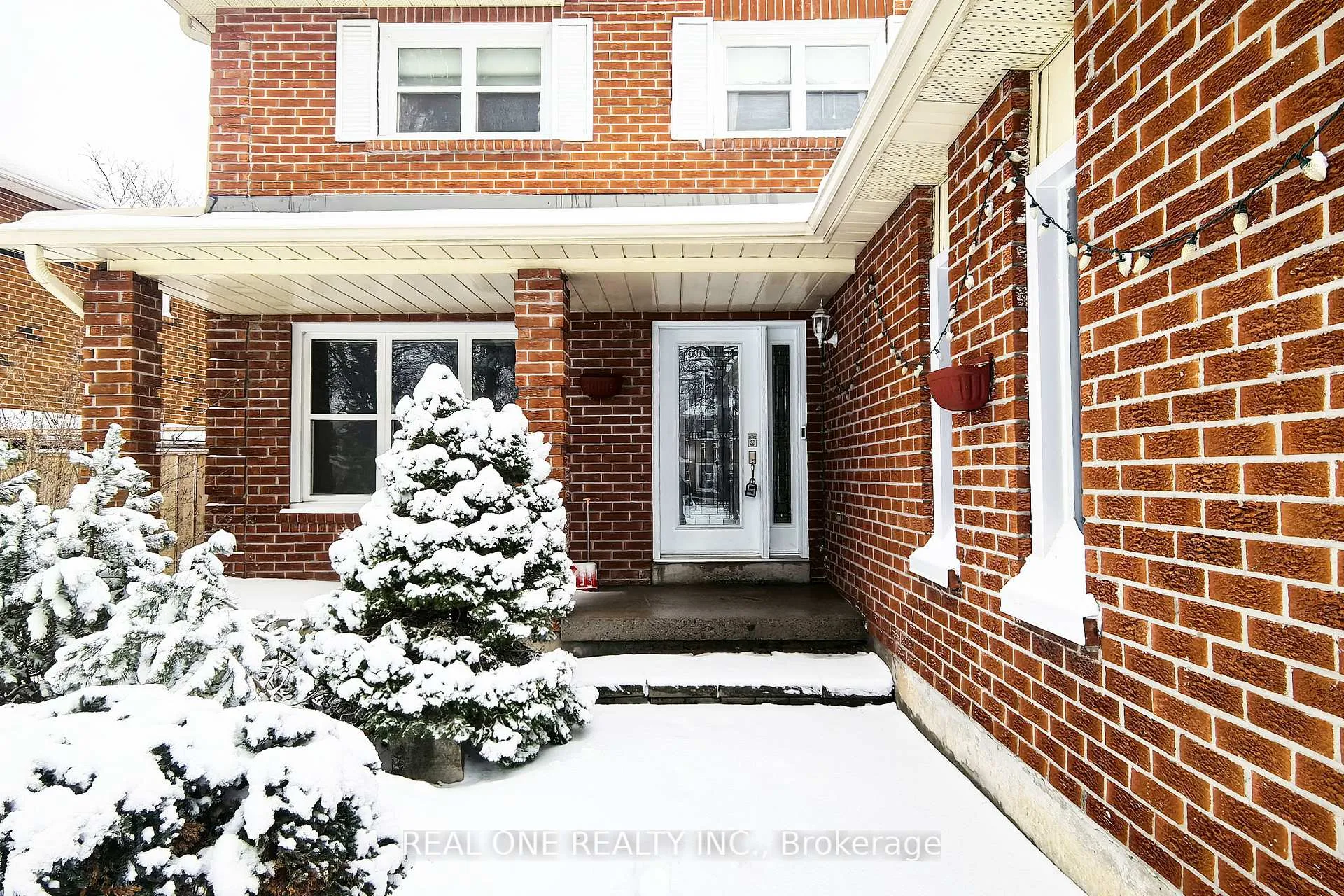 Photo 4 of 29 Hemlock Drive, Markham, Raymerville — HOMEH