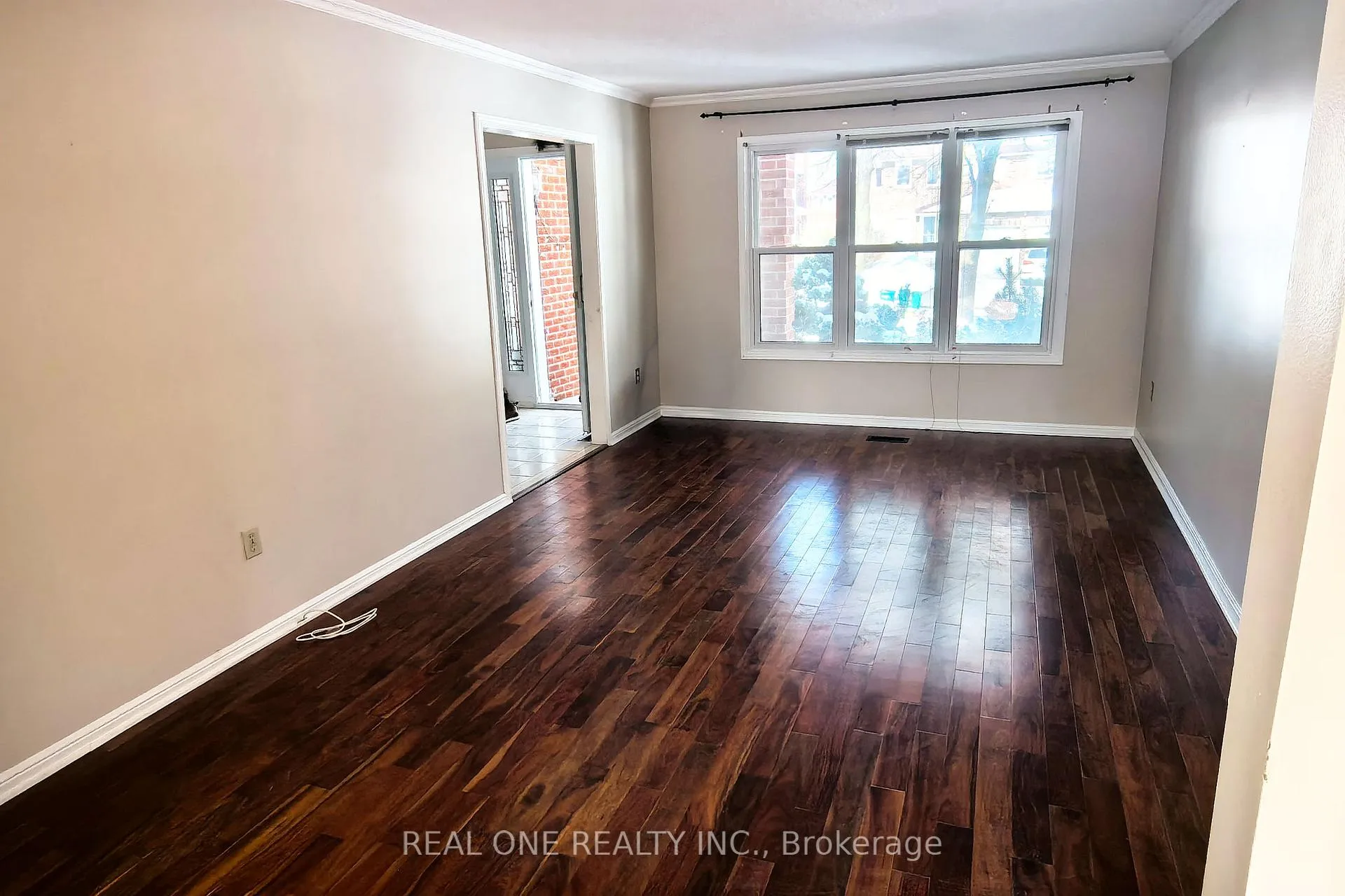 Photo 8 of 29 Hemlock Drive, Markham, Raymerville — HOMEH