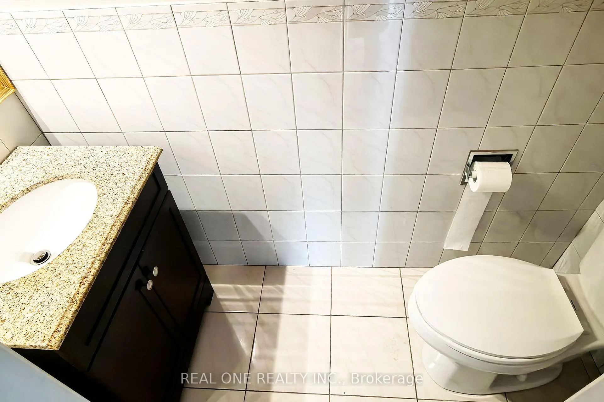Photo 16 of 29 Hemlock Drive, Markham, Raymerville — HOMEH