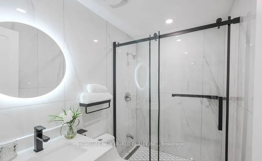 Photo 12 of 22 Middleton Court, Markham, Milliken Mills West — HOMEH